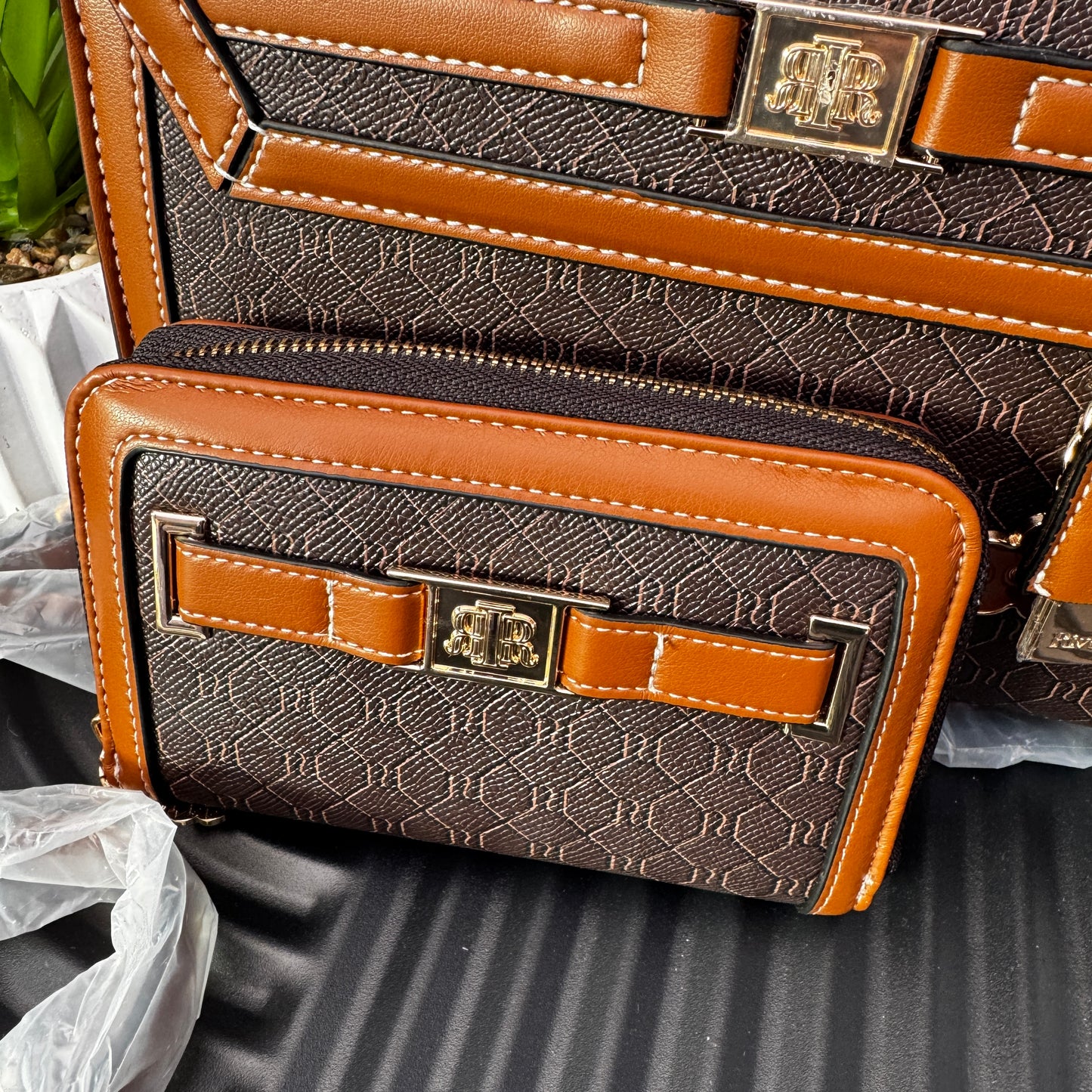 Brown Cross Body Top Handle Bag and Purse Set
