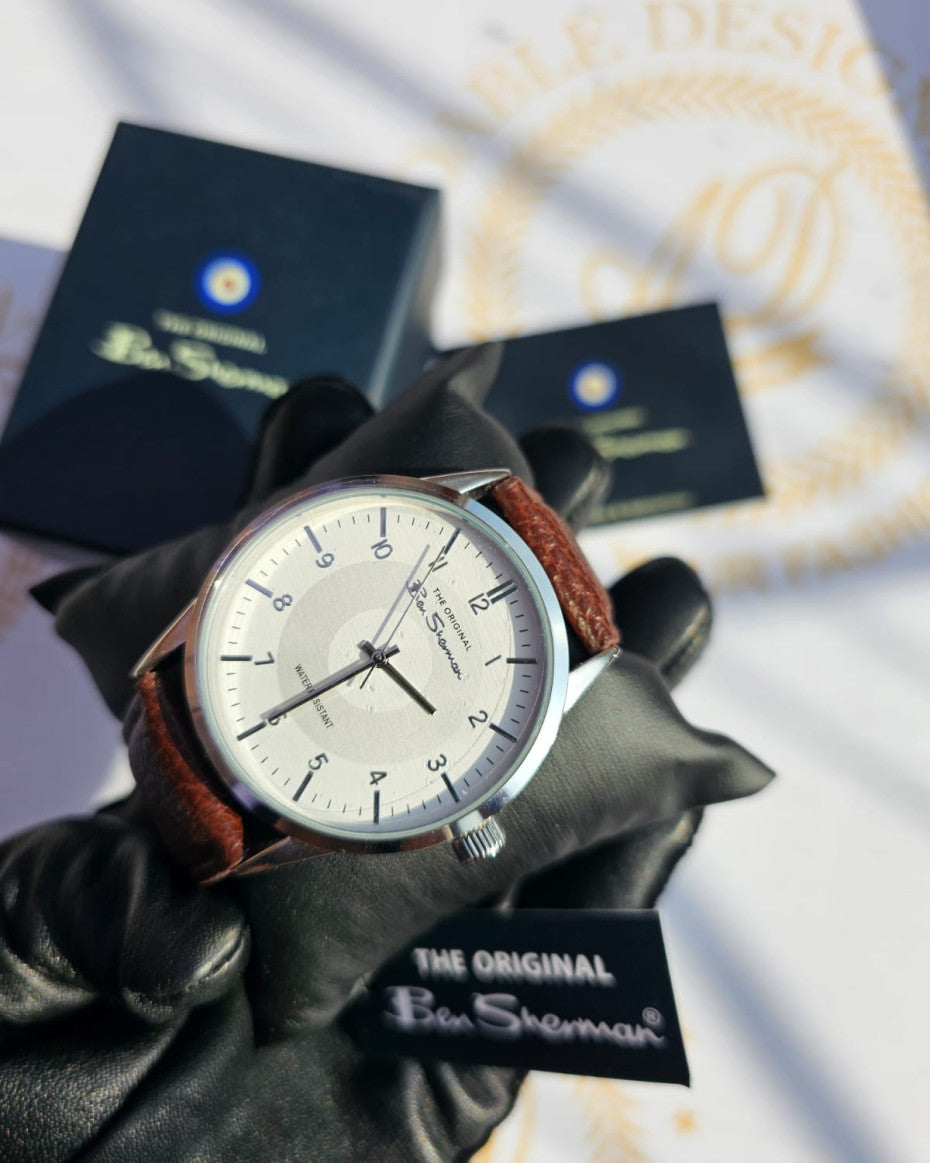 Leather Strap Watch with white dial