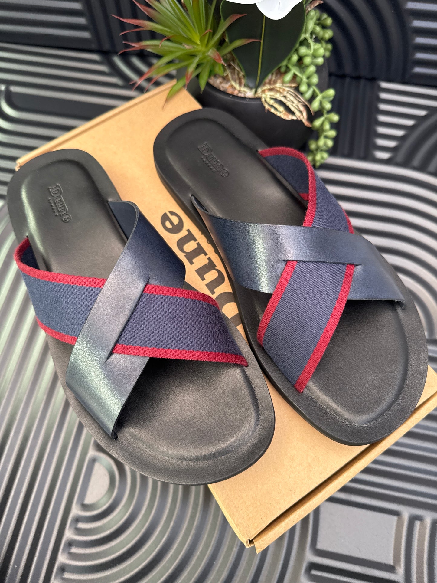 DUNE Navy Men's Cross strap slippers