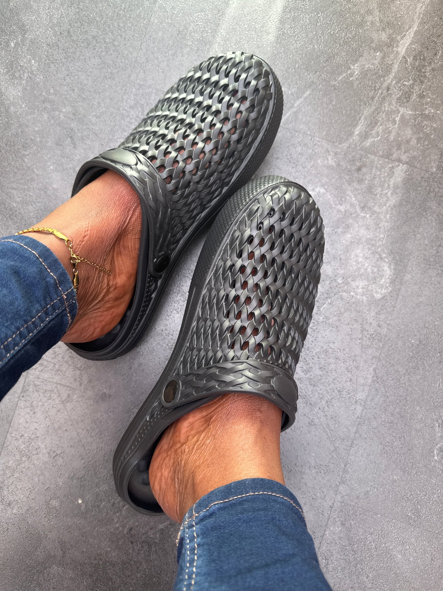 River Island Unisex slip on crocs