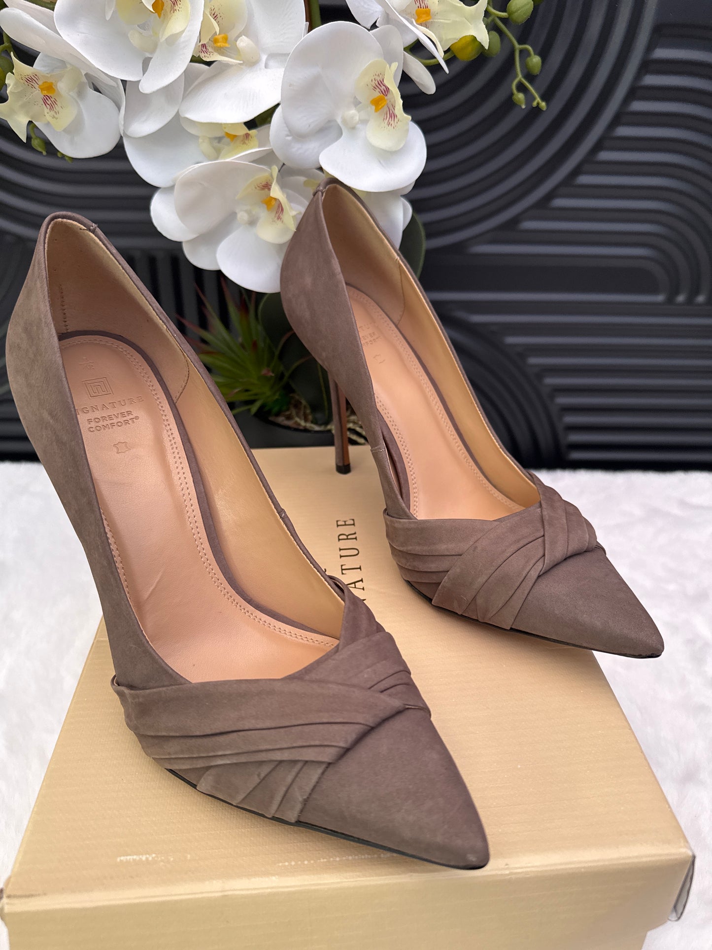 Twist Court Shoes