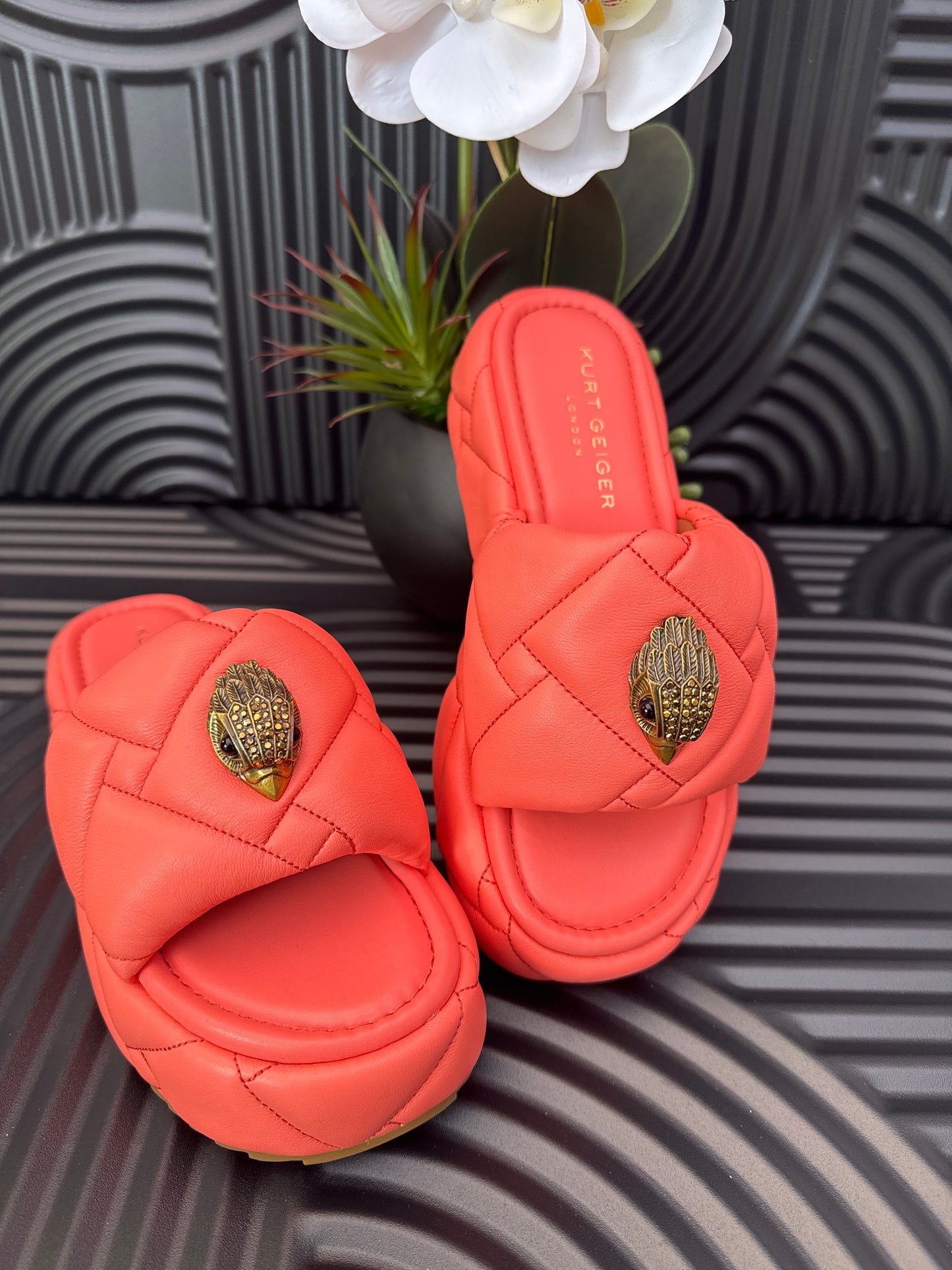 KG Puff Flatforms