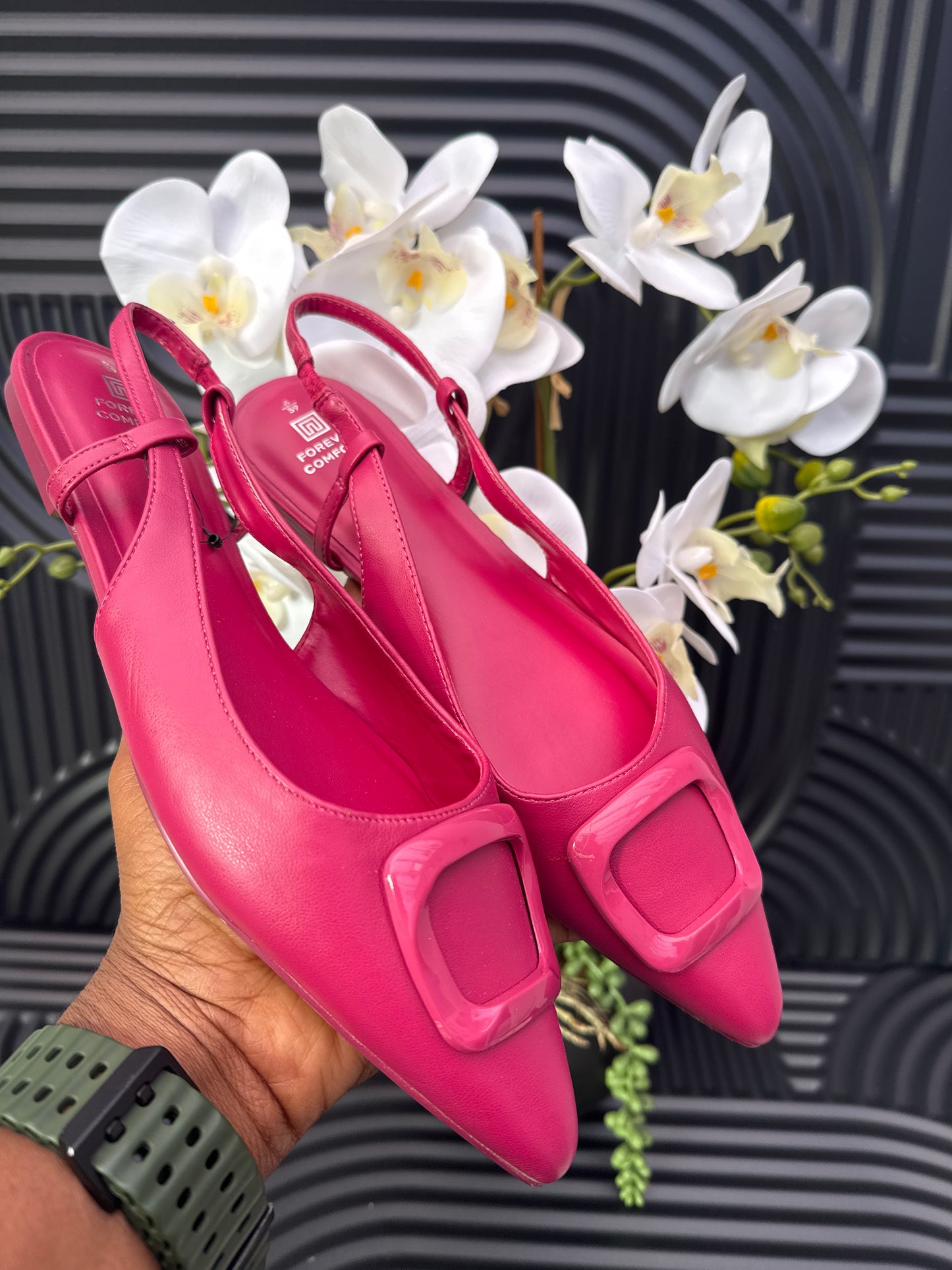 Pointed Strappy Flats