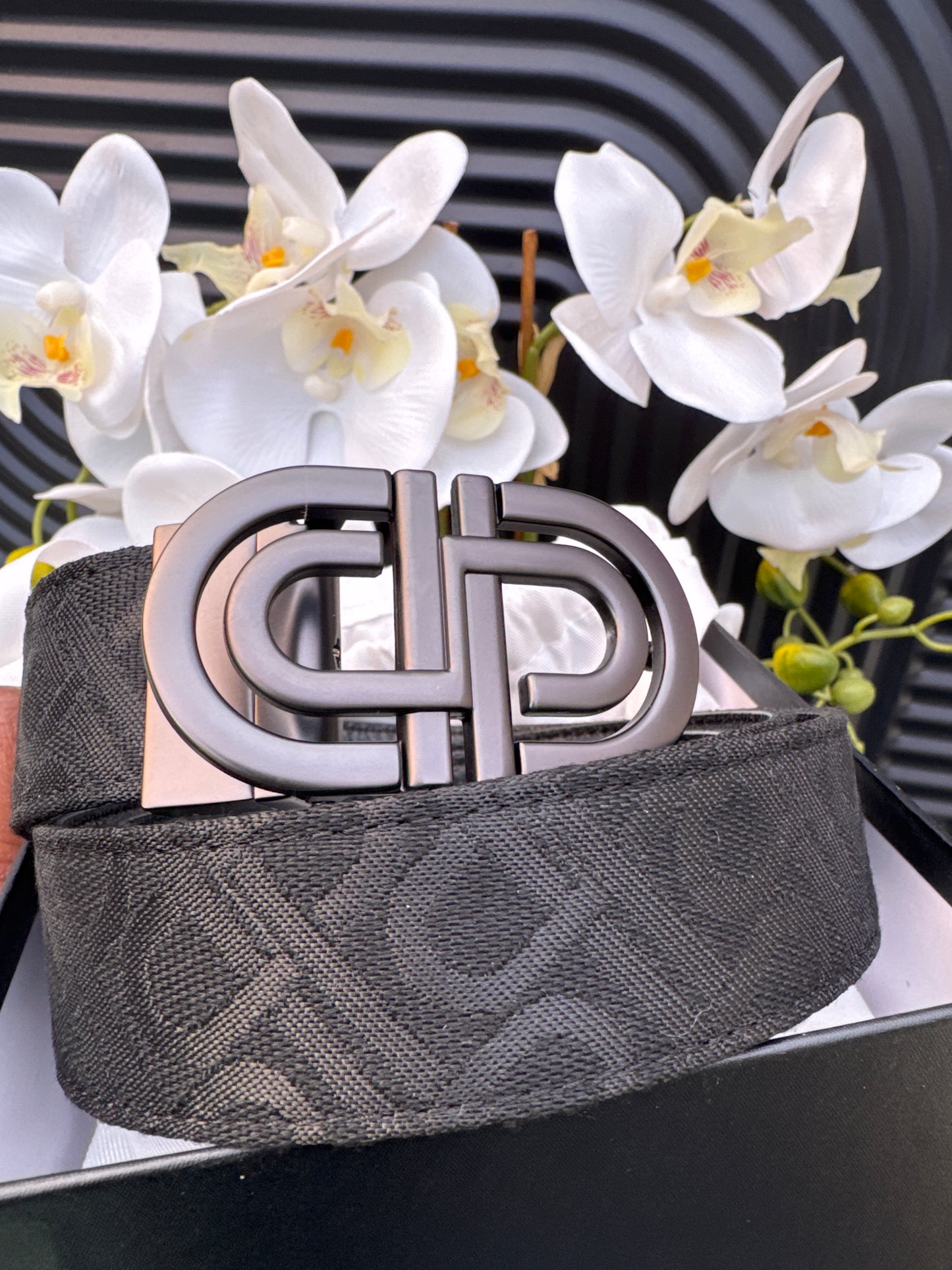 Icon Leather Reversible Tang Belt - Black