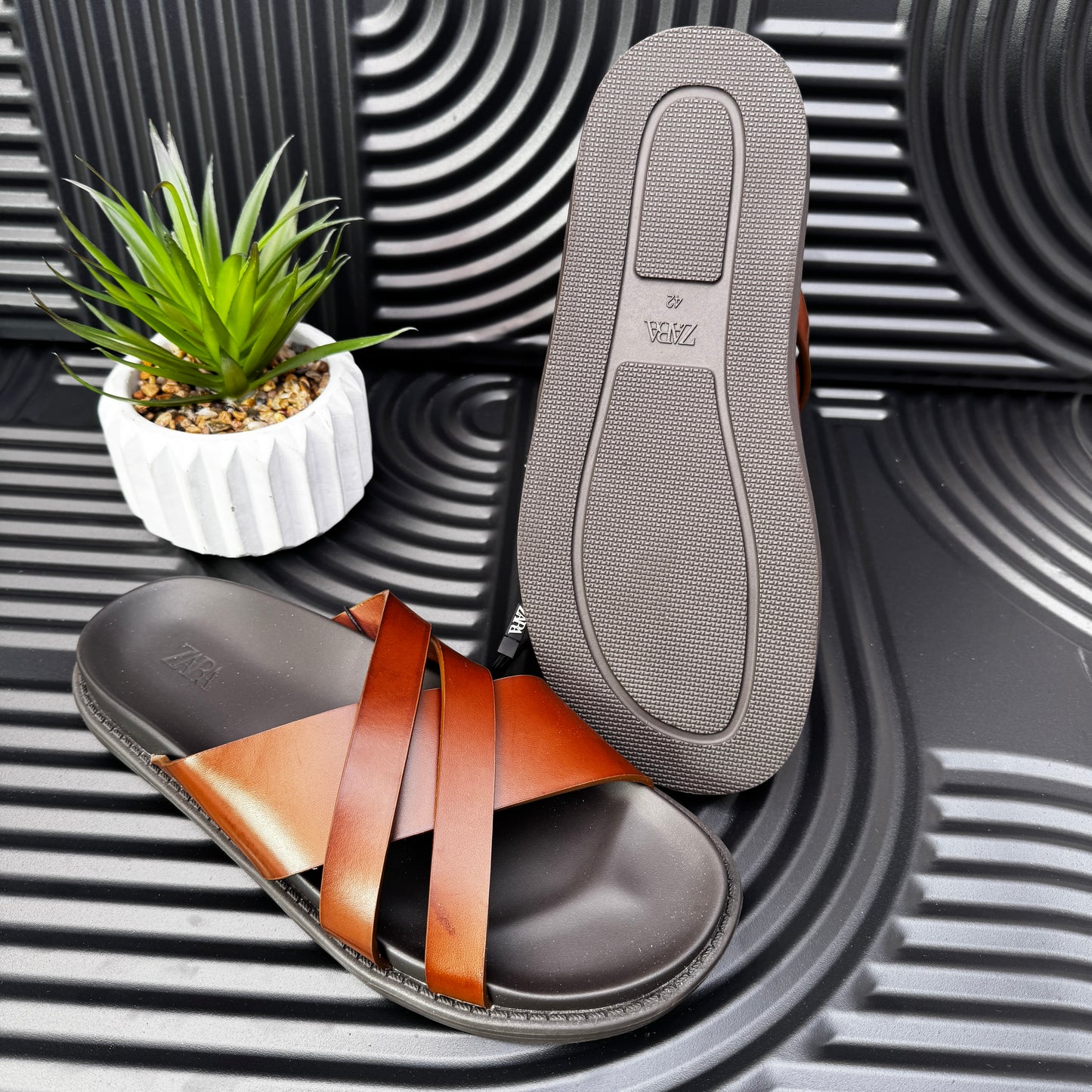 ZARA CROSSED CHUNKY SANDALS
