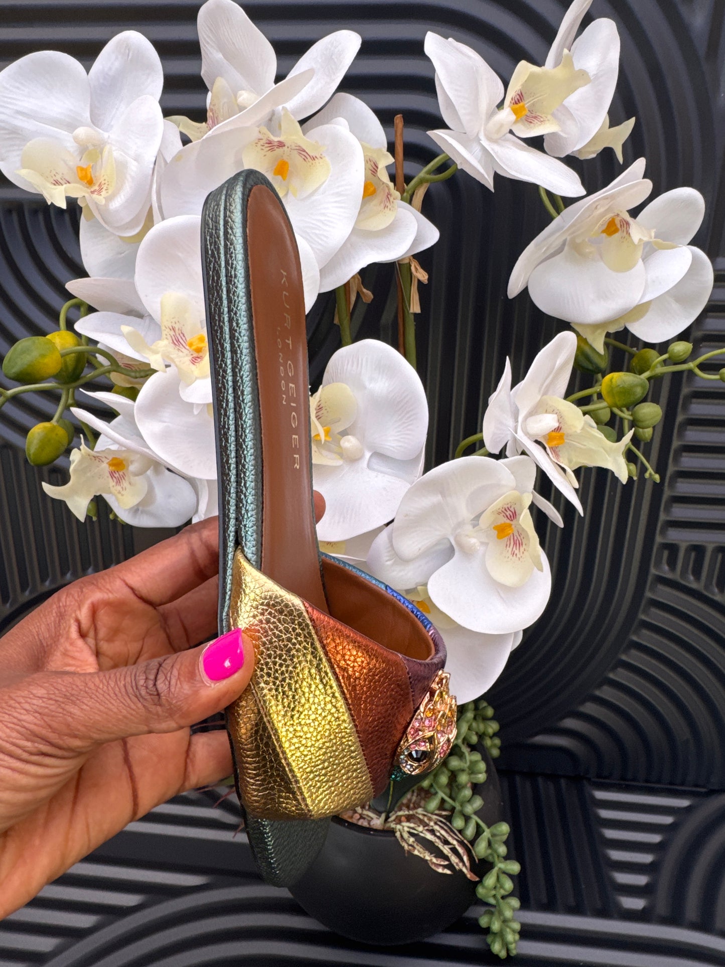 KG Flat Sandal