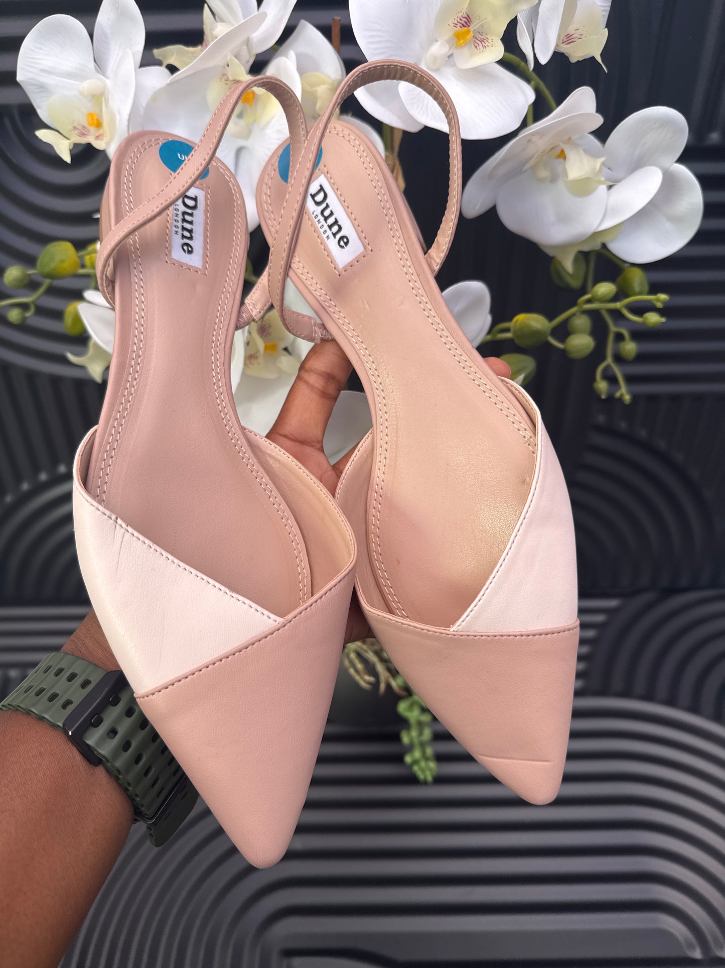 Colour Block pointed flat shoes