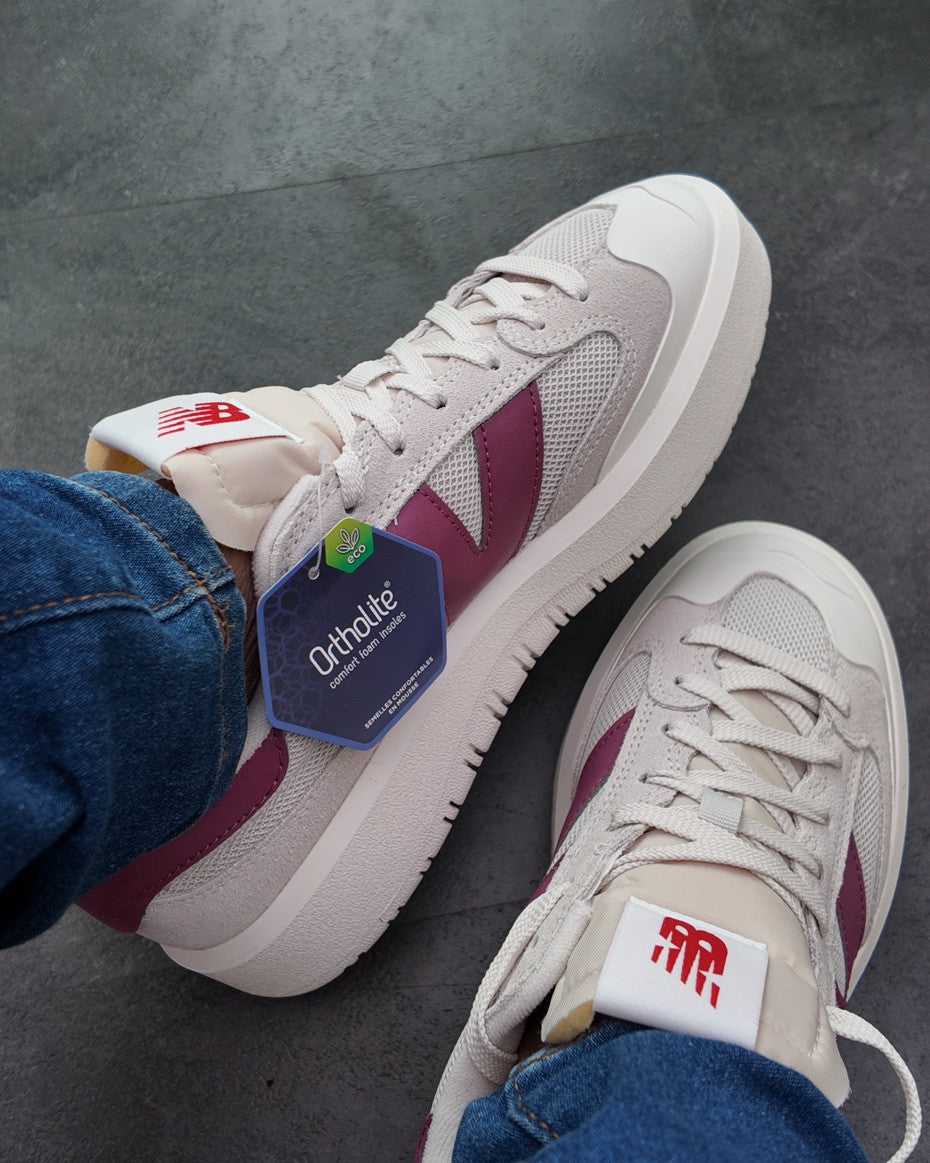 New Balance UNISEX Sneakers