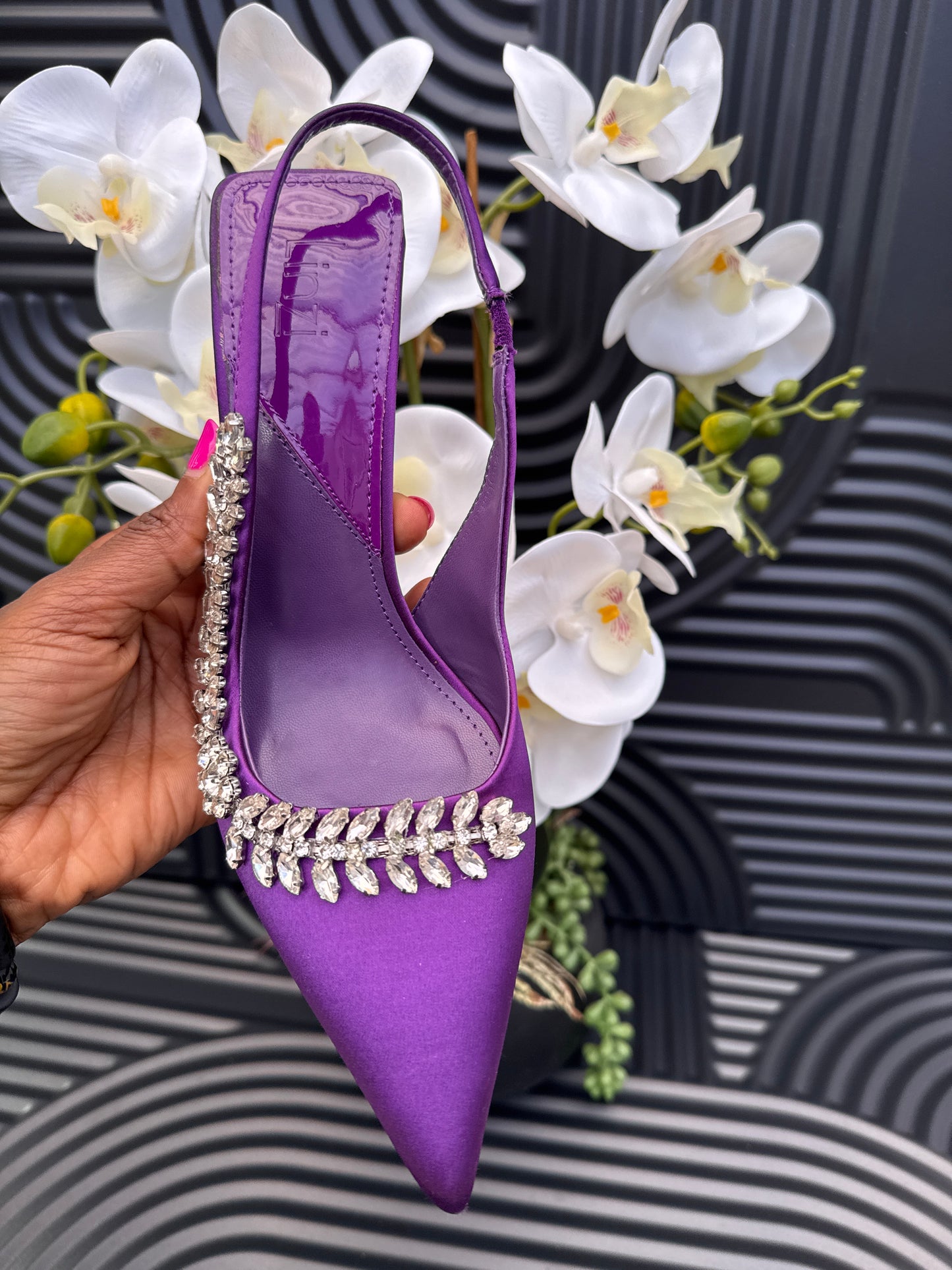 Satin Sling Back Court Heel With Diamante Embellishment