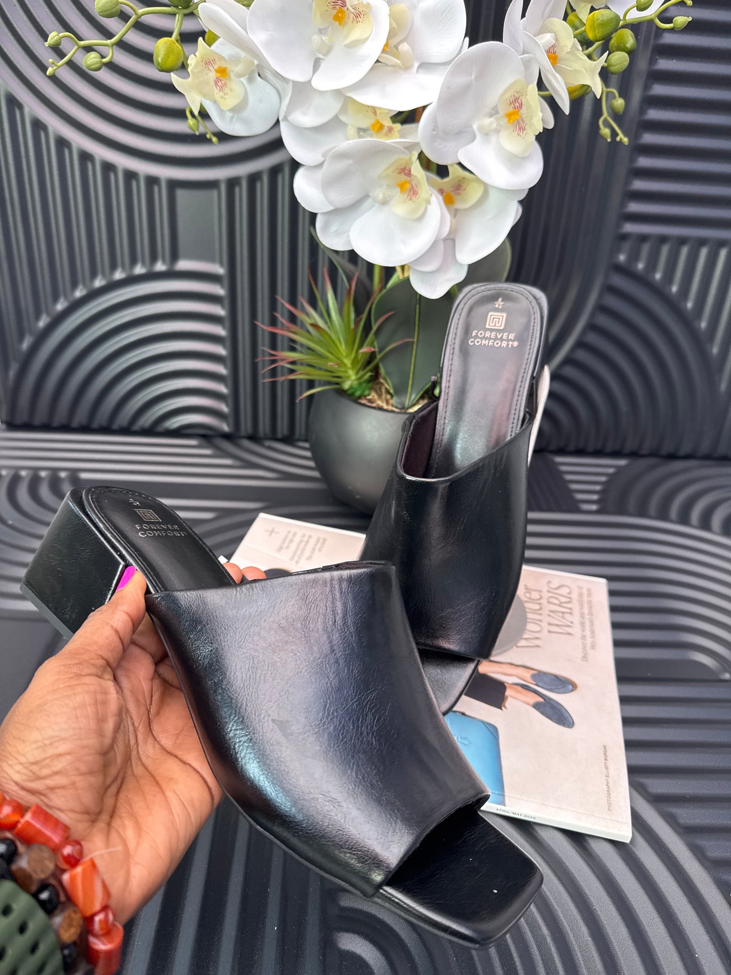 Block heel slippers