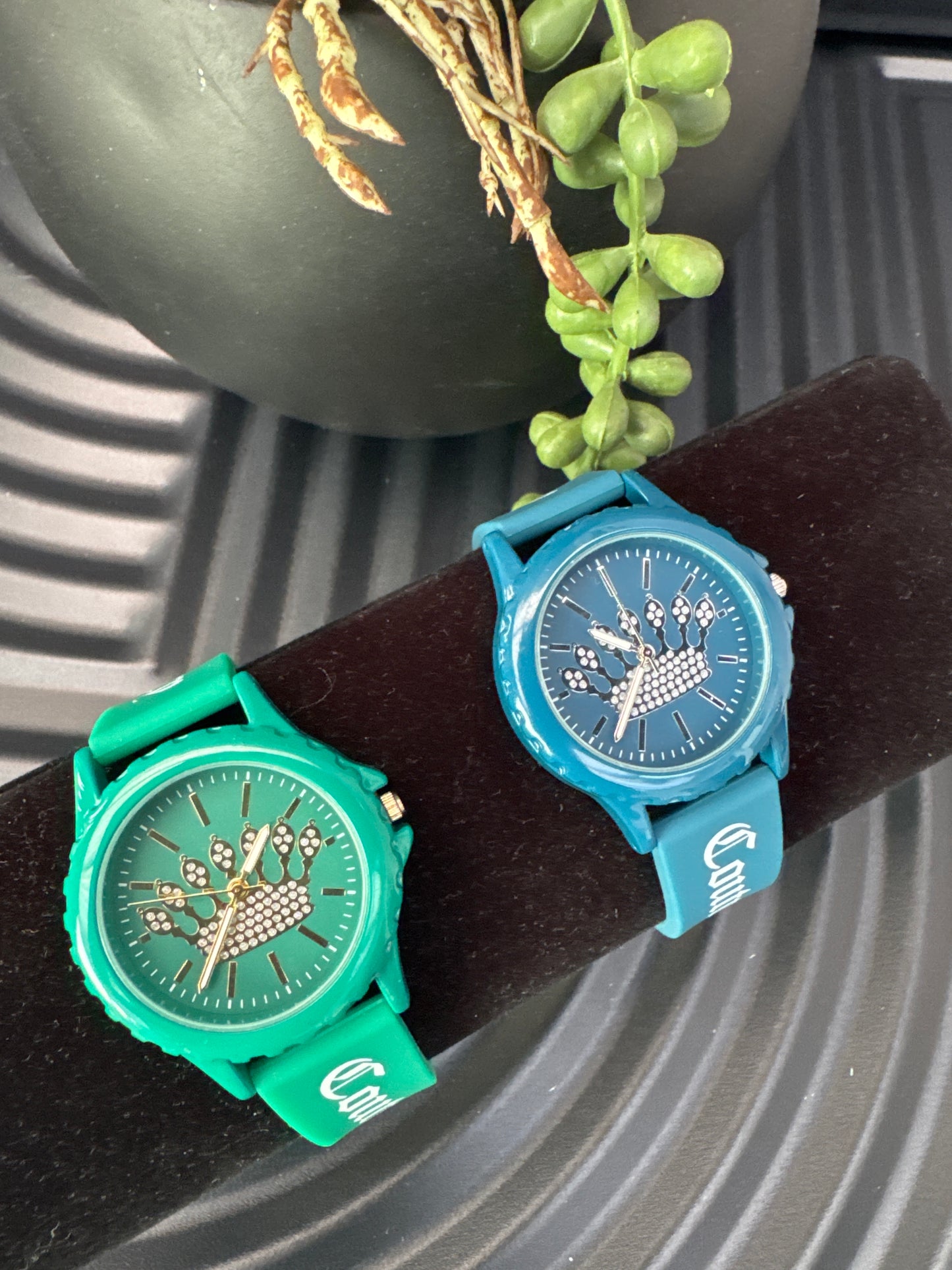 Analog Quartz Watch