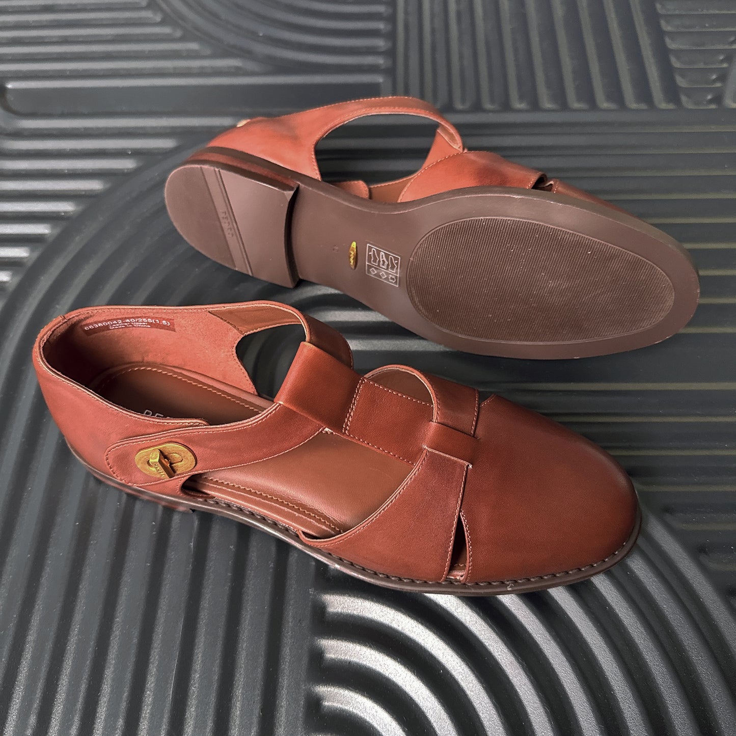 Leather Covered Sandals Brown