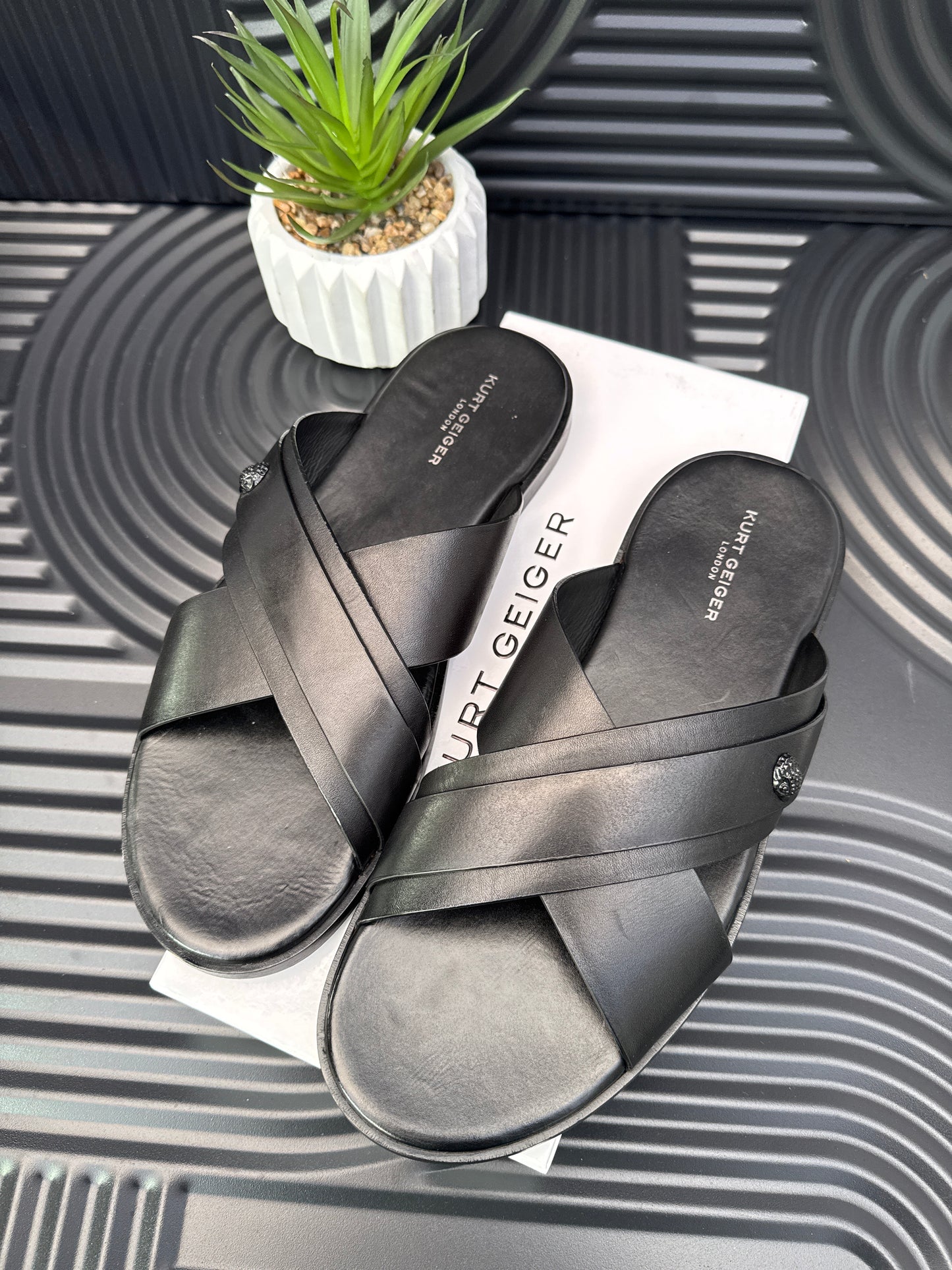 Leather Cross Strap sandal