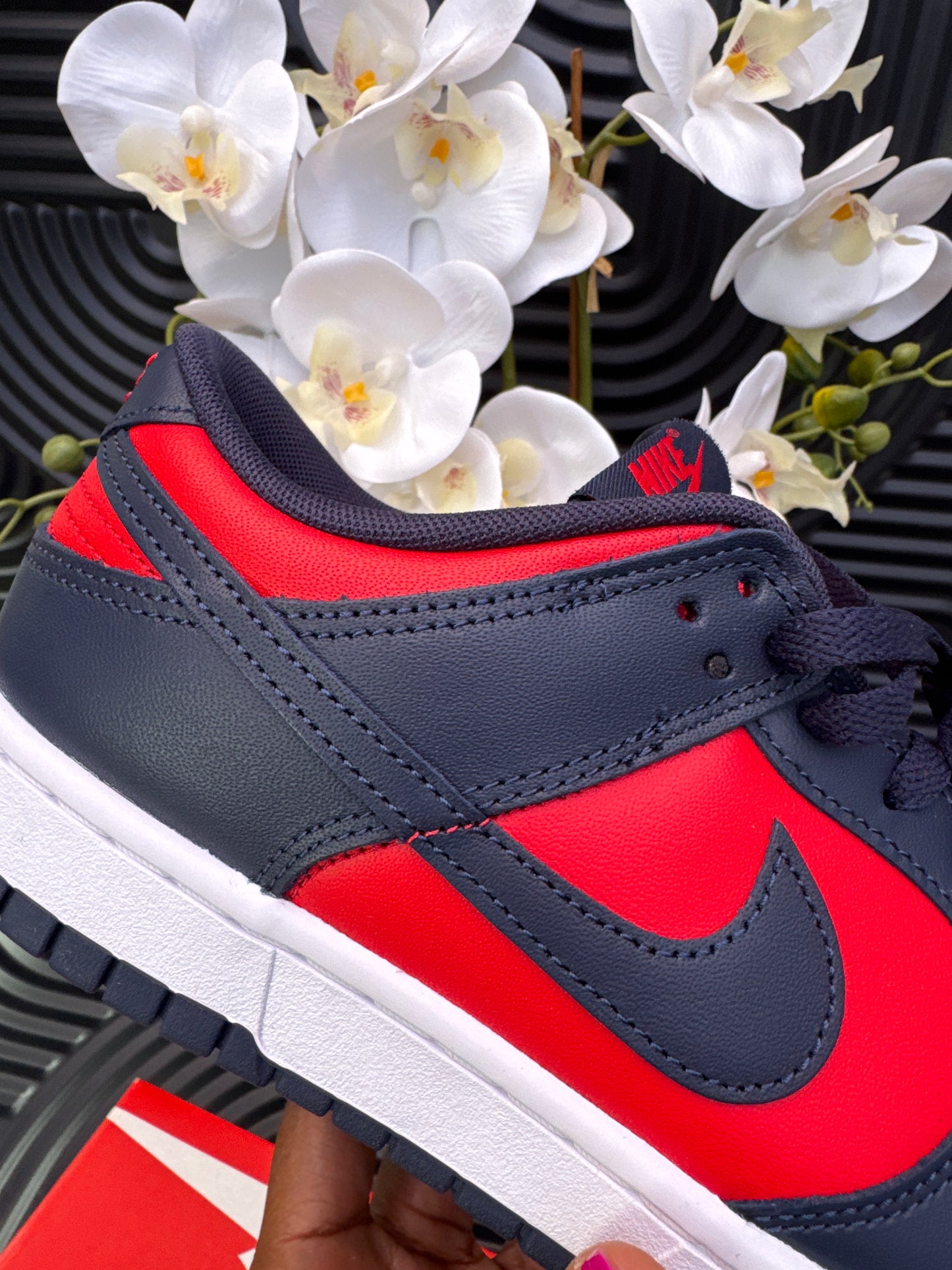 NIKE Sneakers in Red and Blue