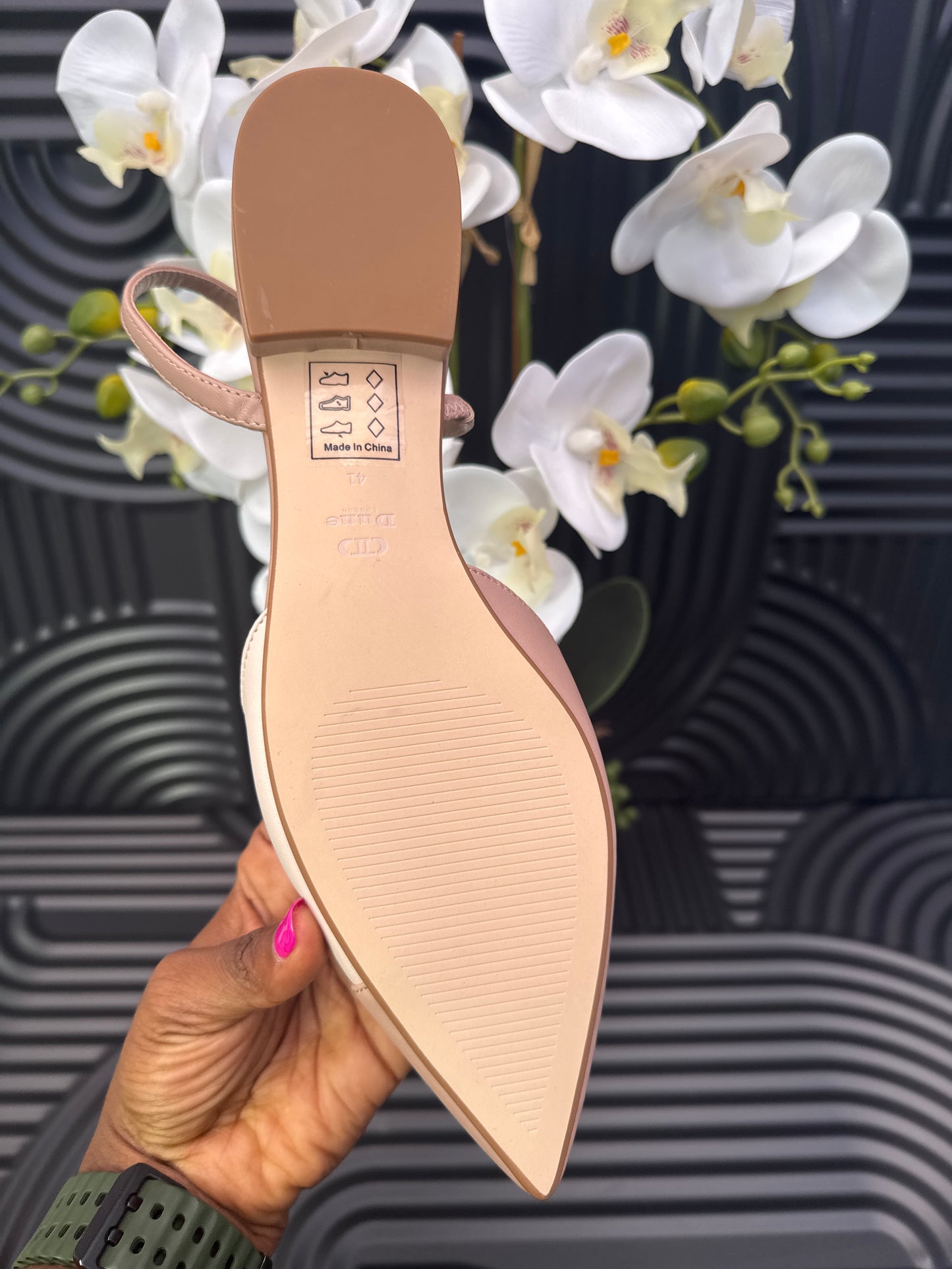Colour Block pointed flat shoes