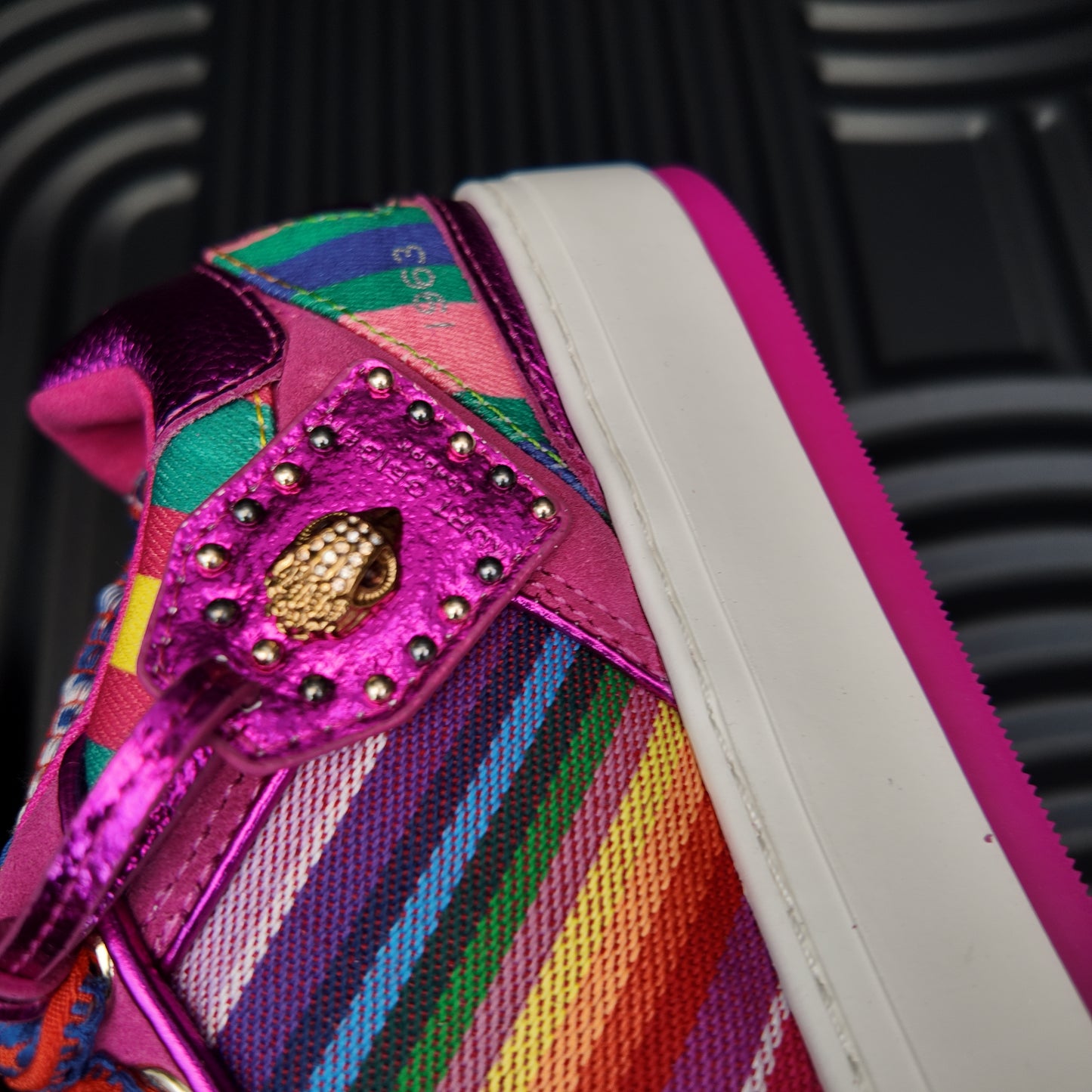 Kurt Geiger Sneakers in Fuschia Mix