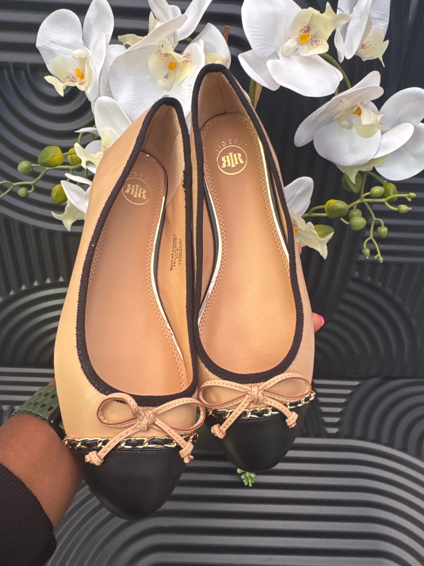Bow Detail Flat Shoes