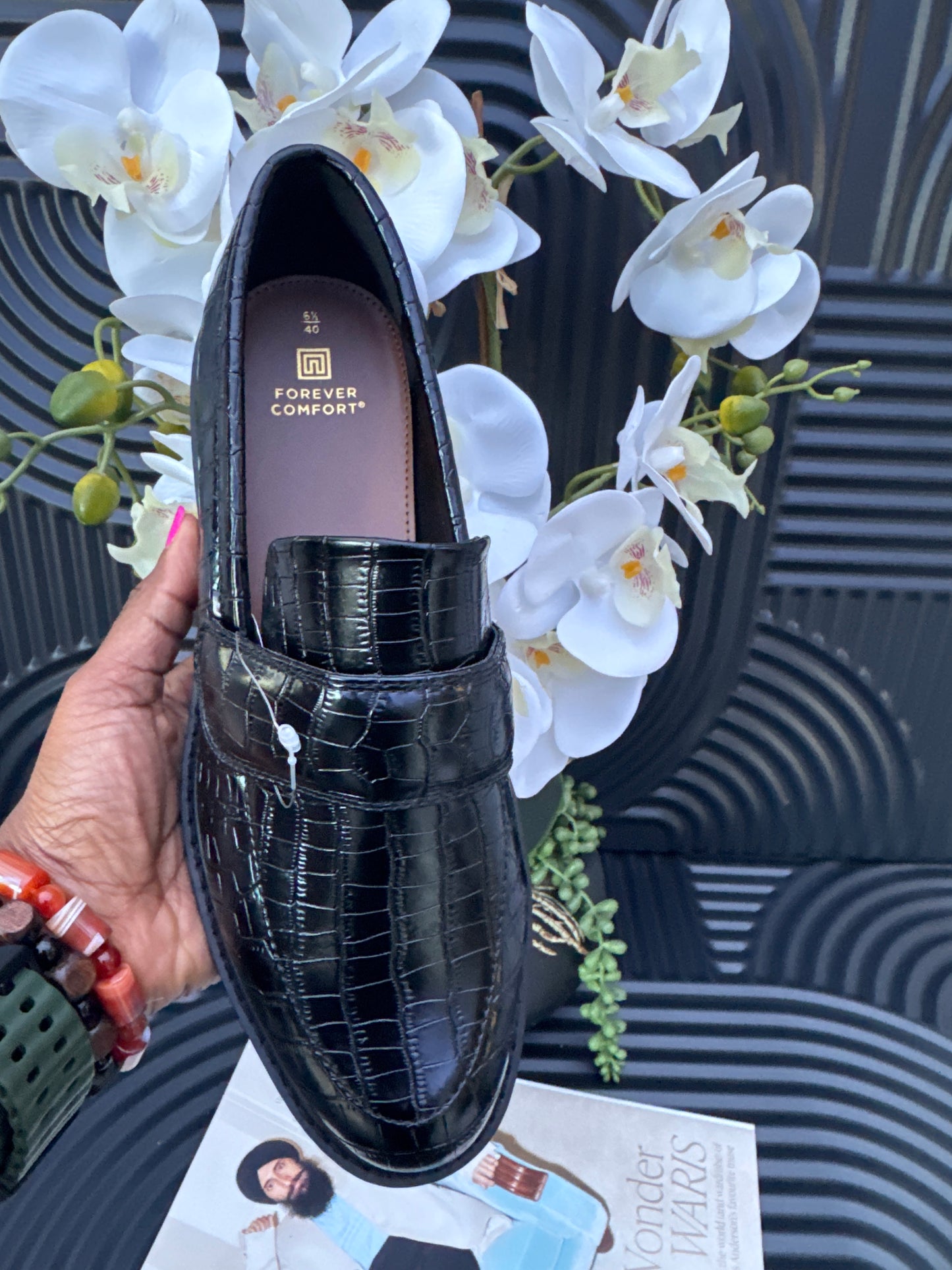 Croc effect loafers