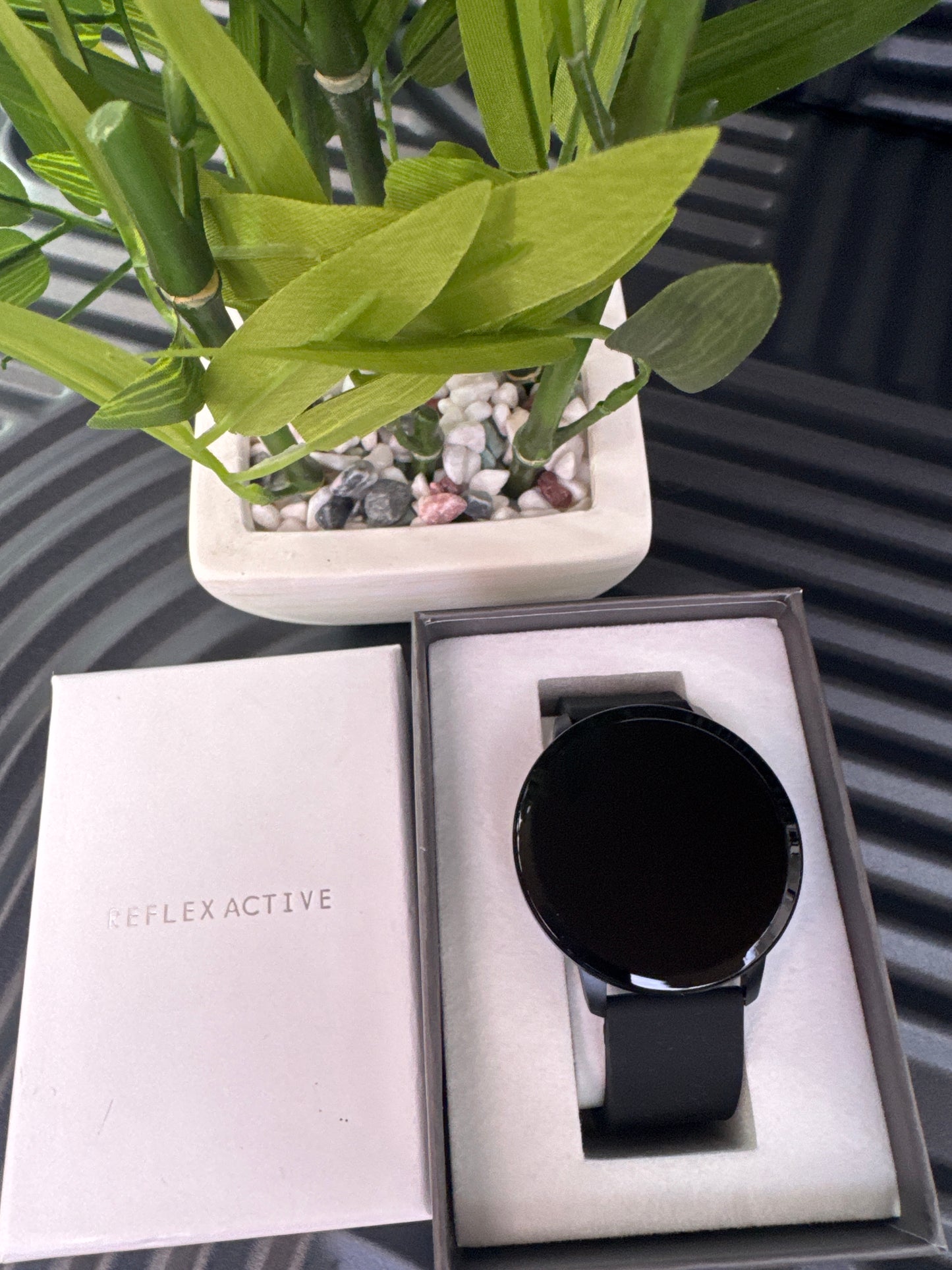 Unisex Black Smart Watch