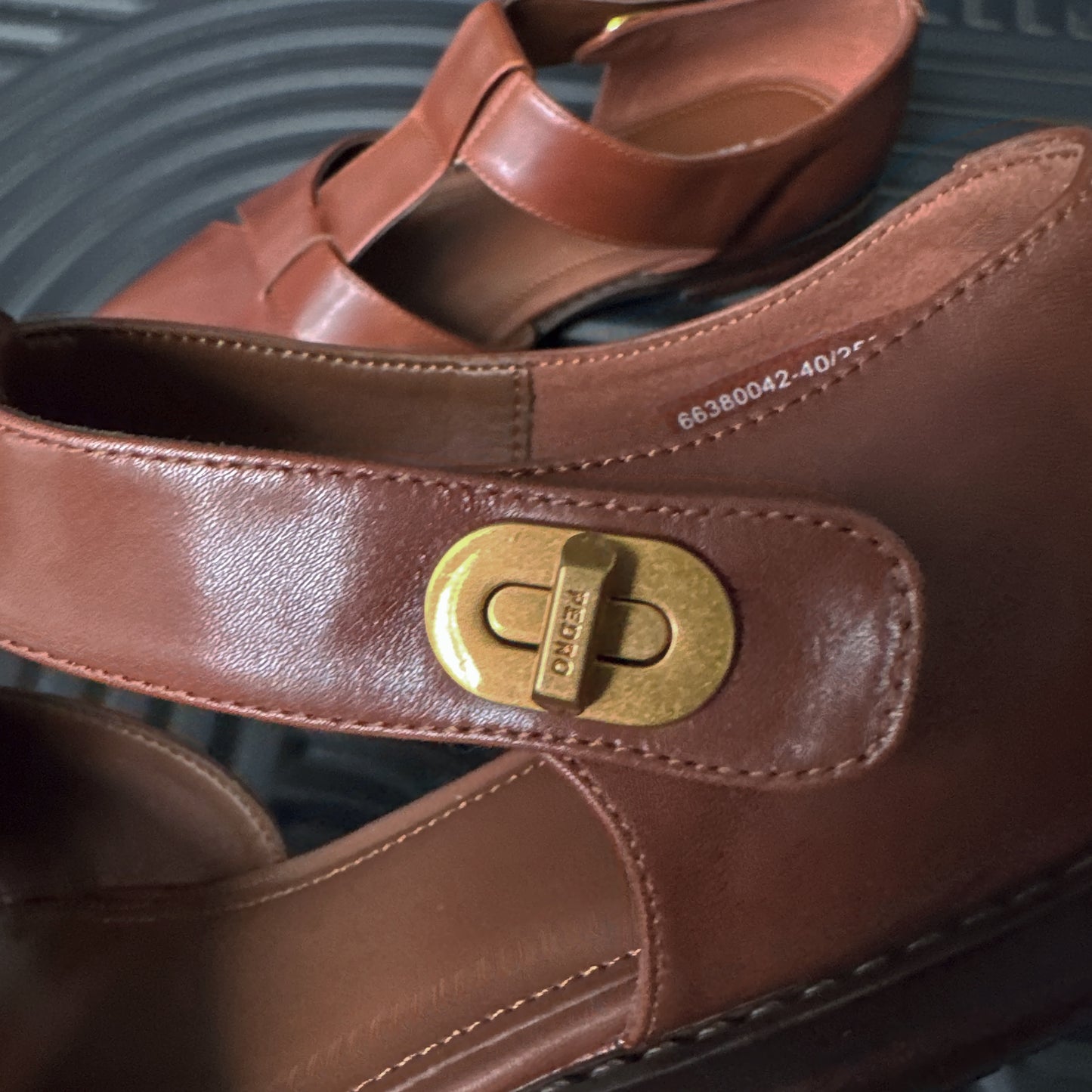 Leather Covered Sandals Brown