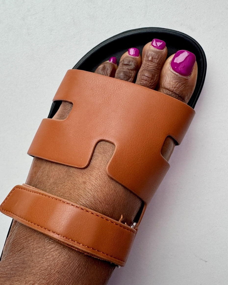 Ladies Neutral Footbed sandals