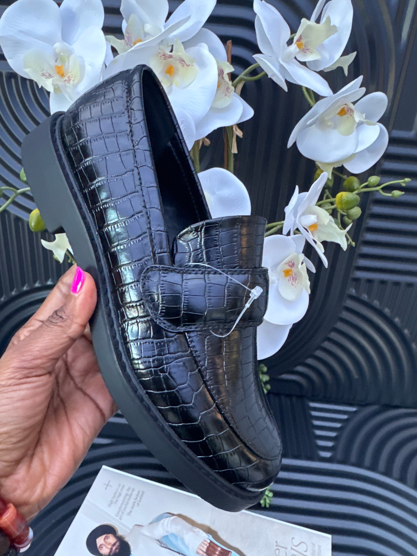 Croc effect loafers