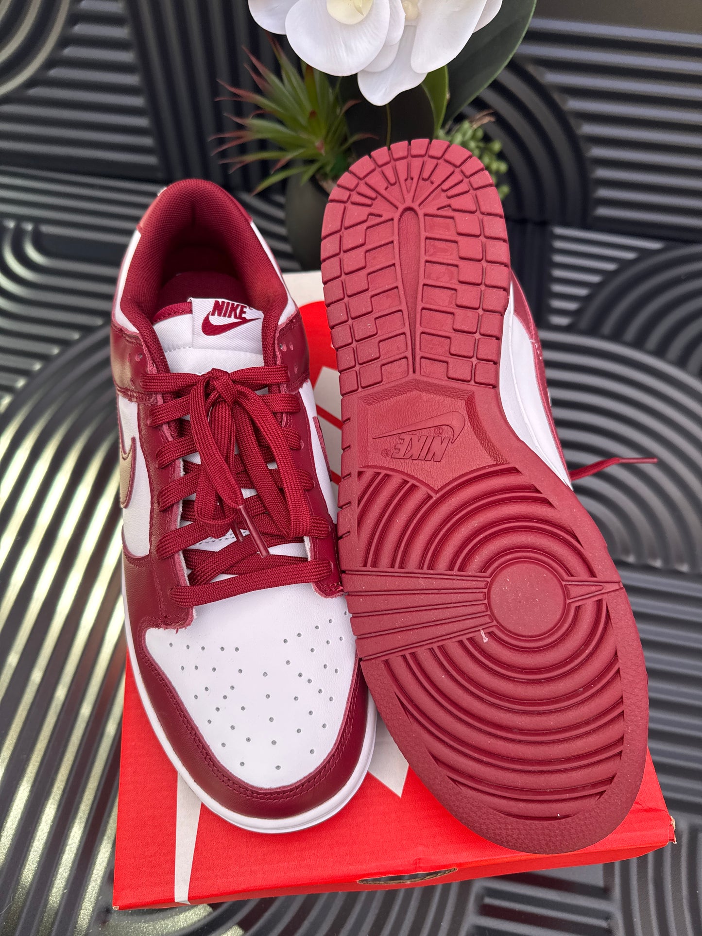 Nike Low Sneakers in Red & White