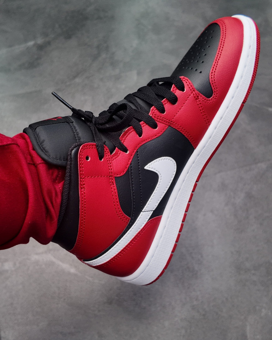 NIKE Air Jordan