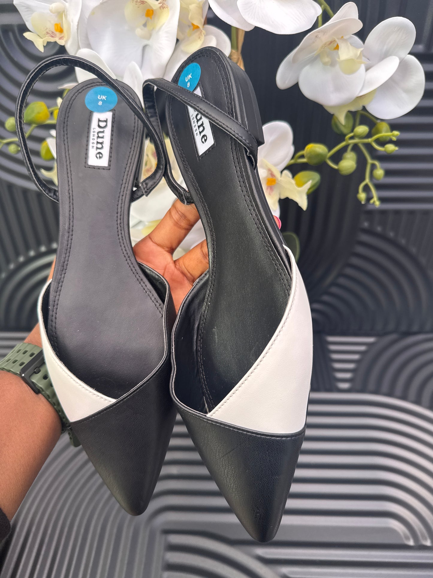 Colour Block pointed flat shoes