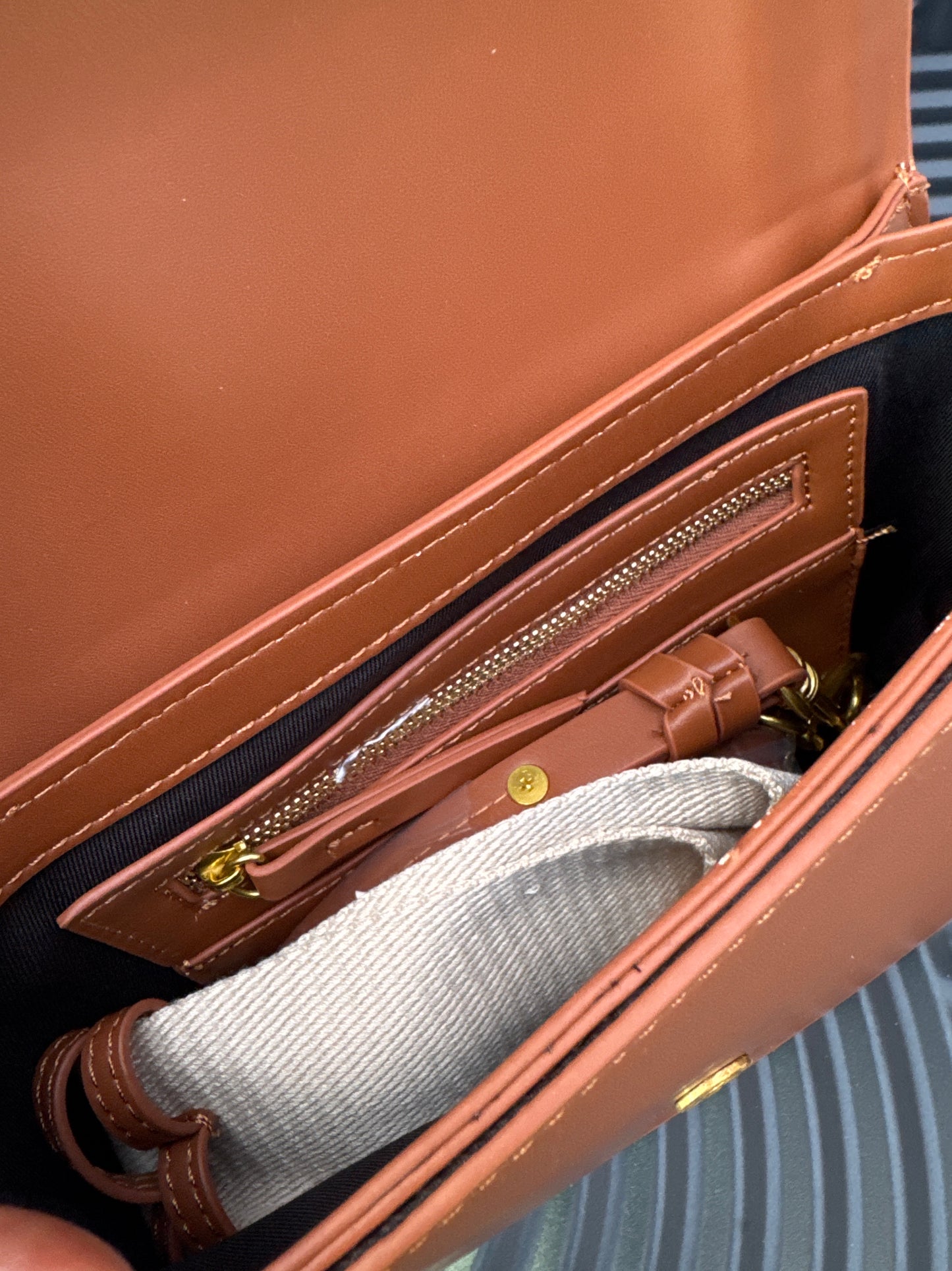 Cross Body Bag with 2 strap options