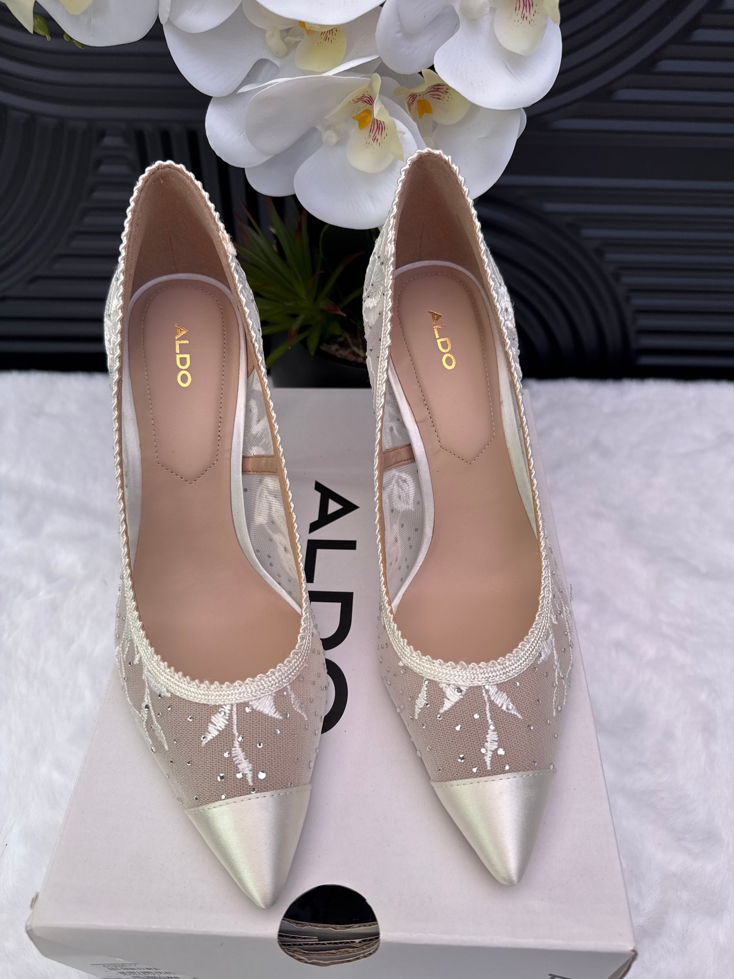 ALDO lace detail heels
