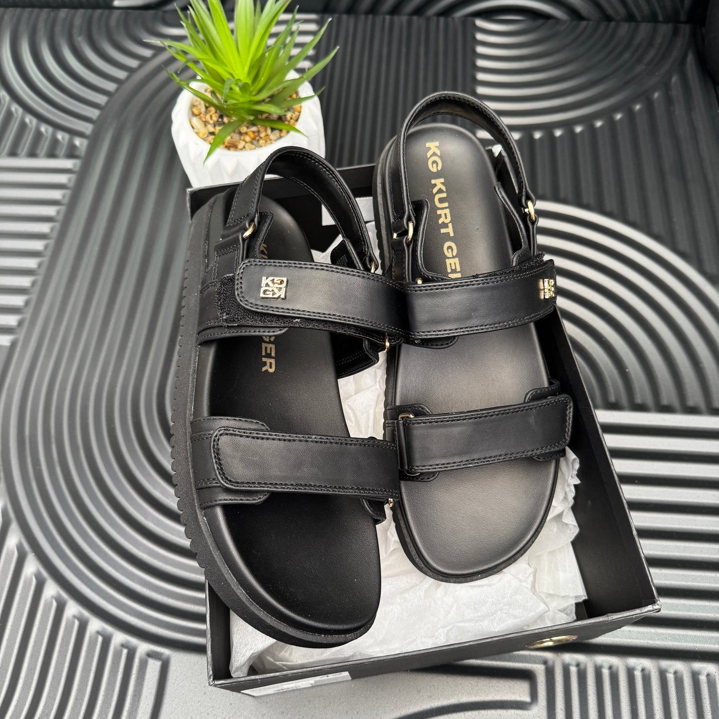 KG Black Leather Sandals for Ladies
