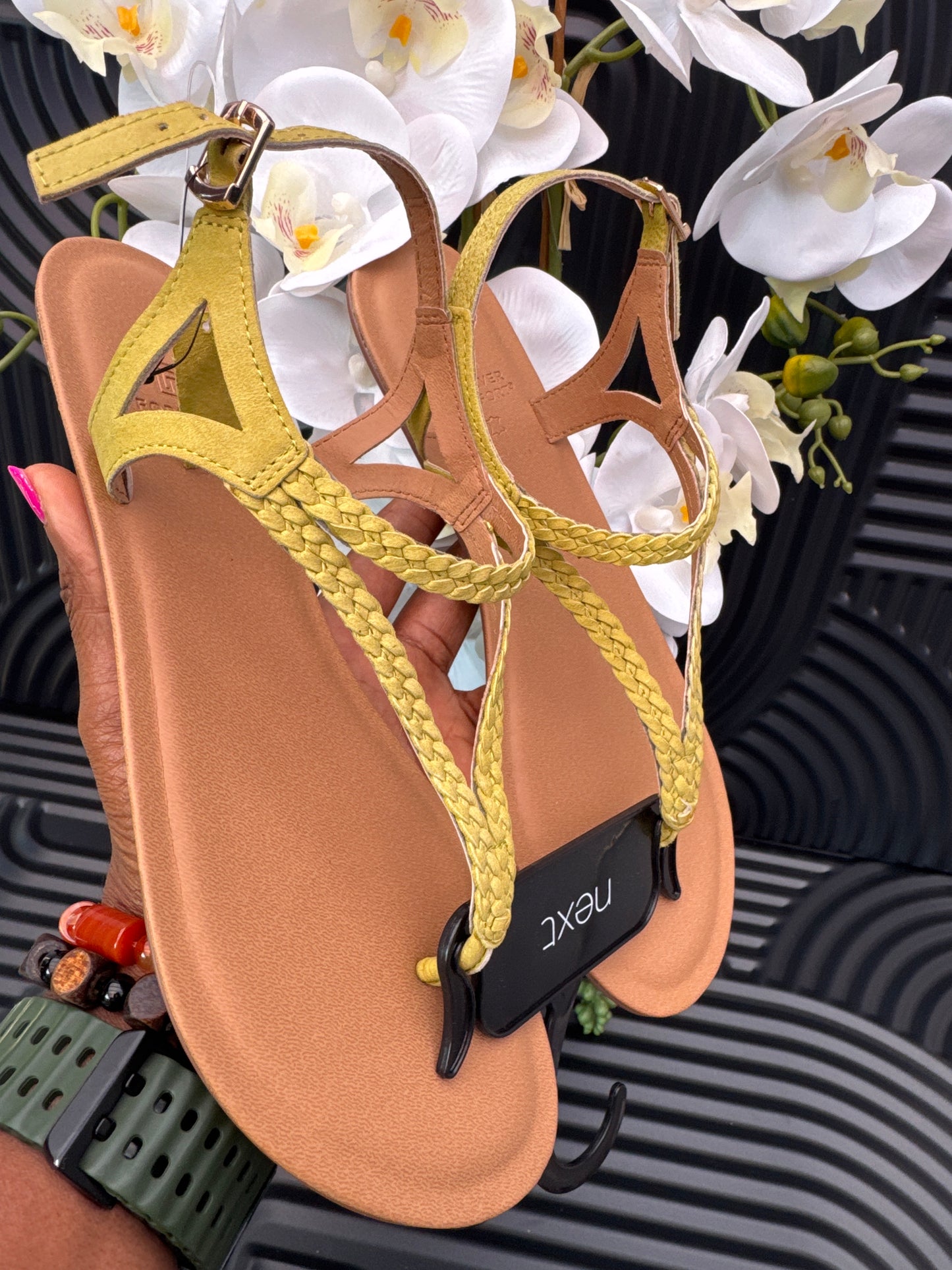 Leather Plait Toe Post Flat Sandals
