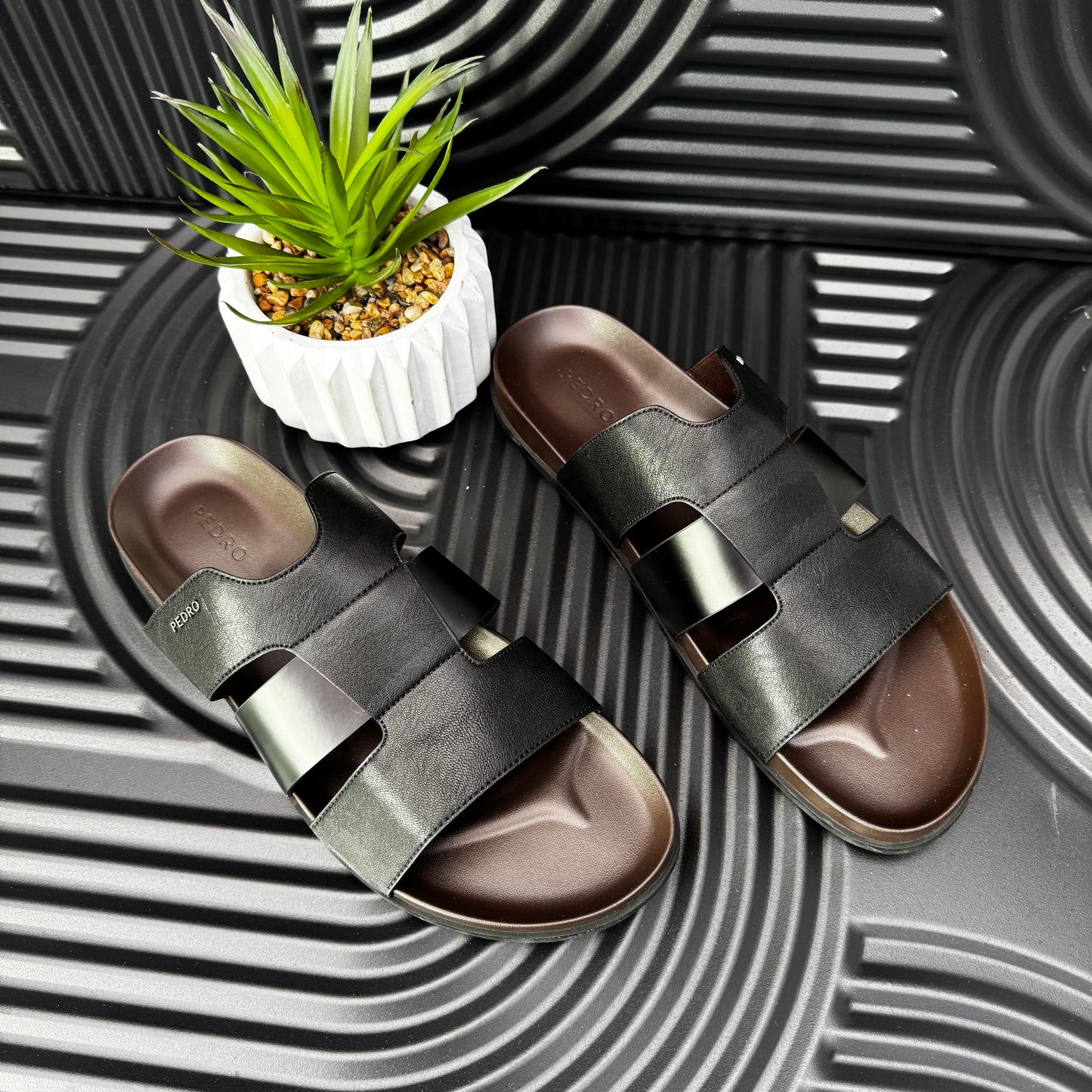 Men's Woven Slide Sandals in Black
