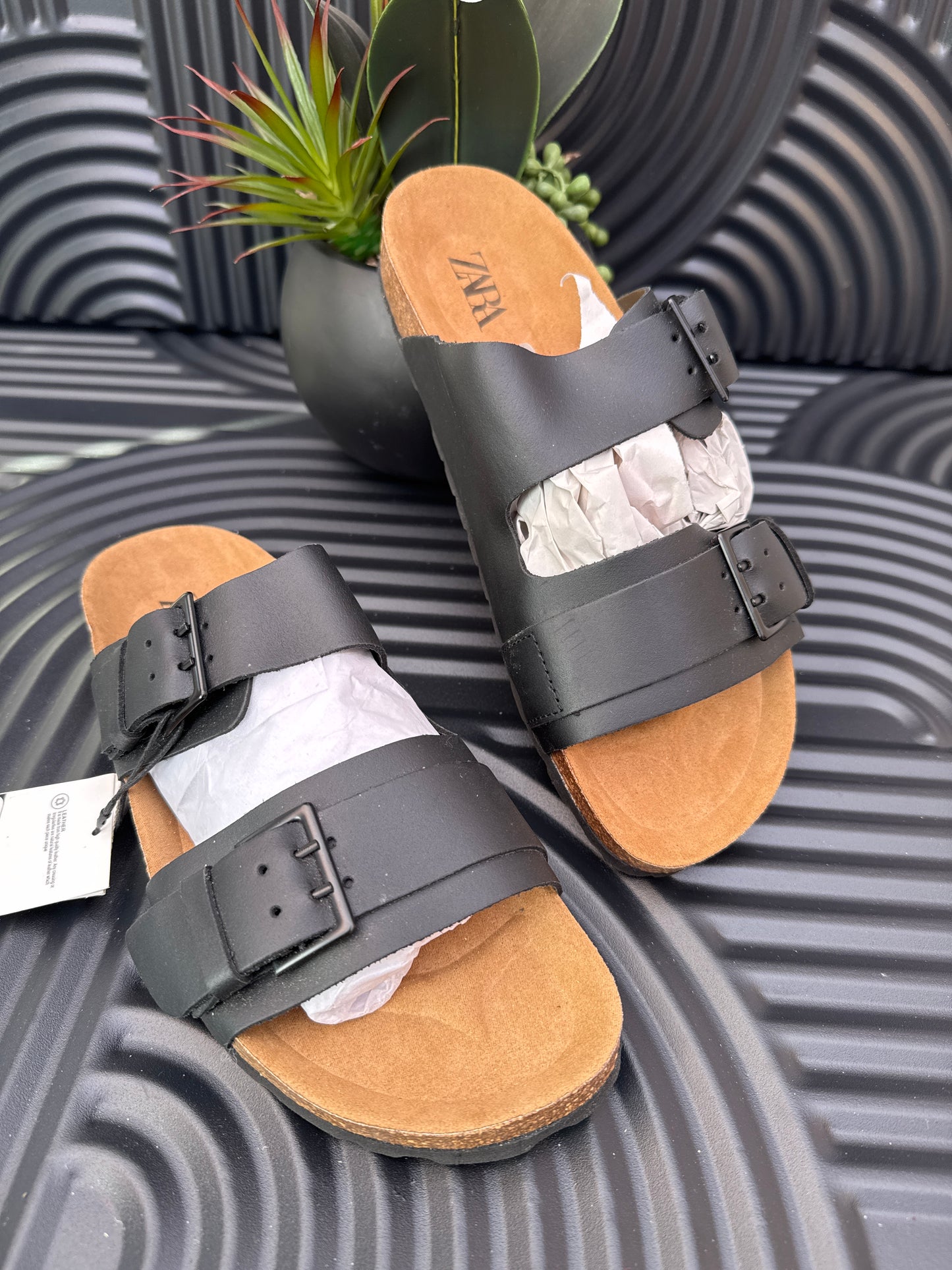 Double strap leather sandals Black