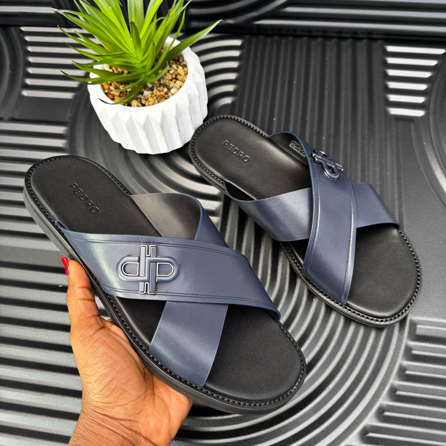 Men's Icon Cross Sandals in Navy