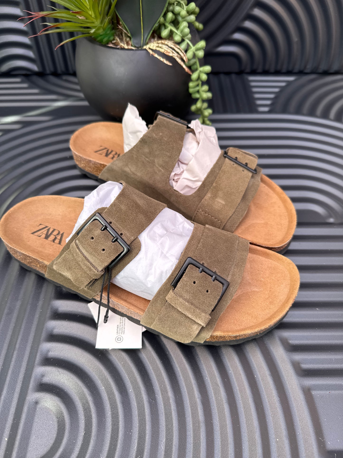 Double strap leather sandals