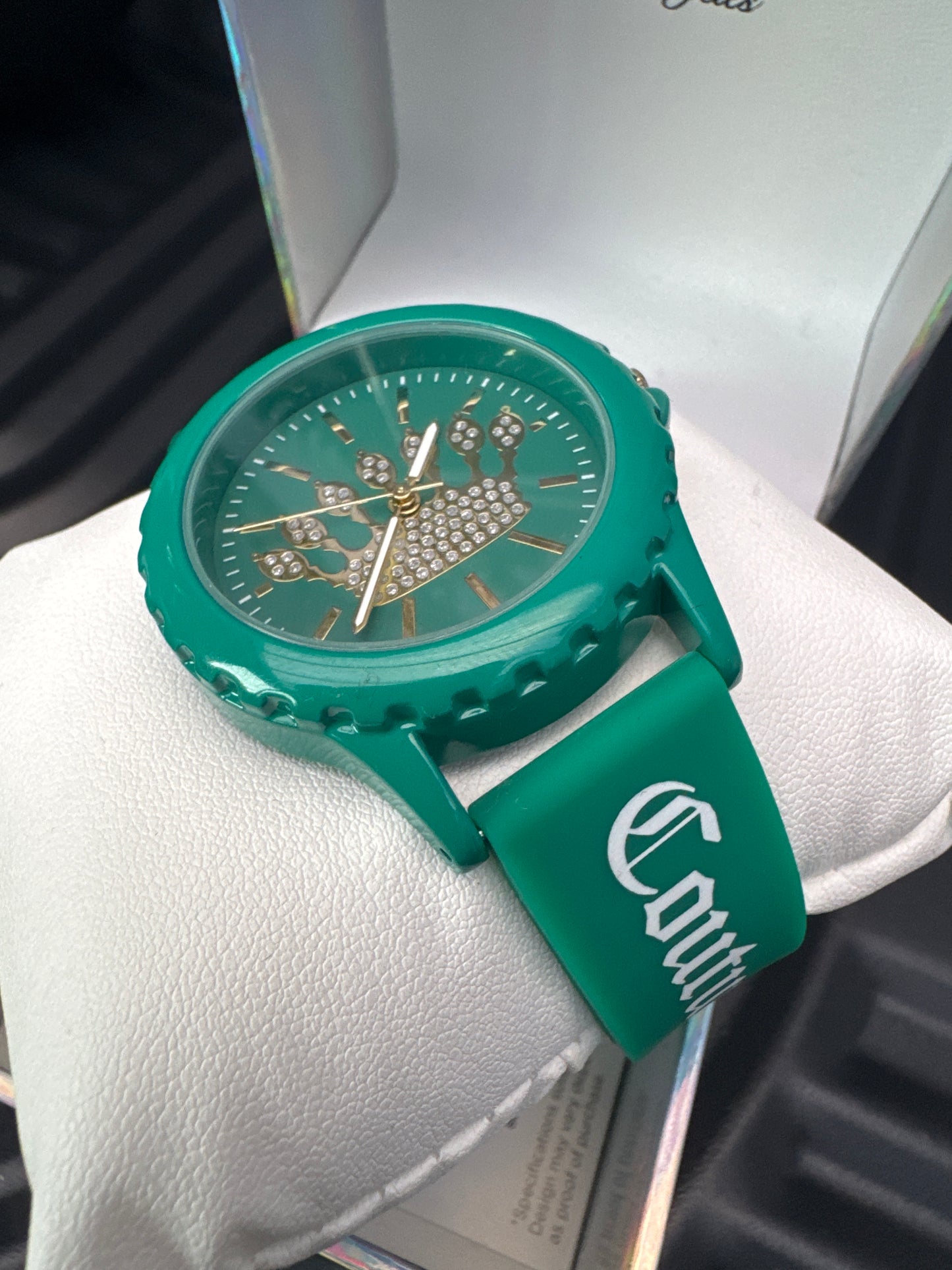 Analog Quartz Watch