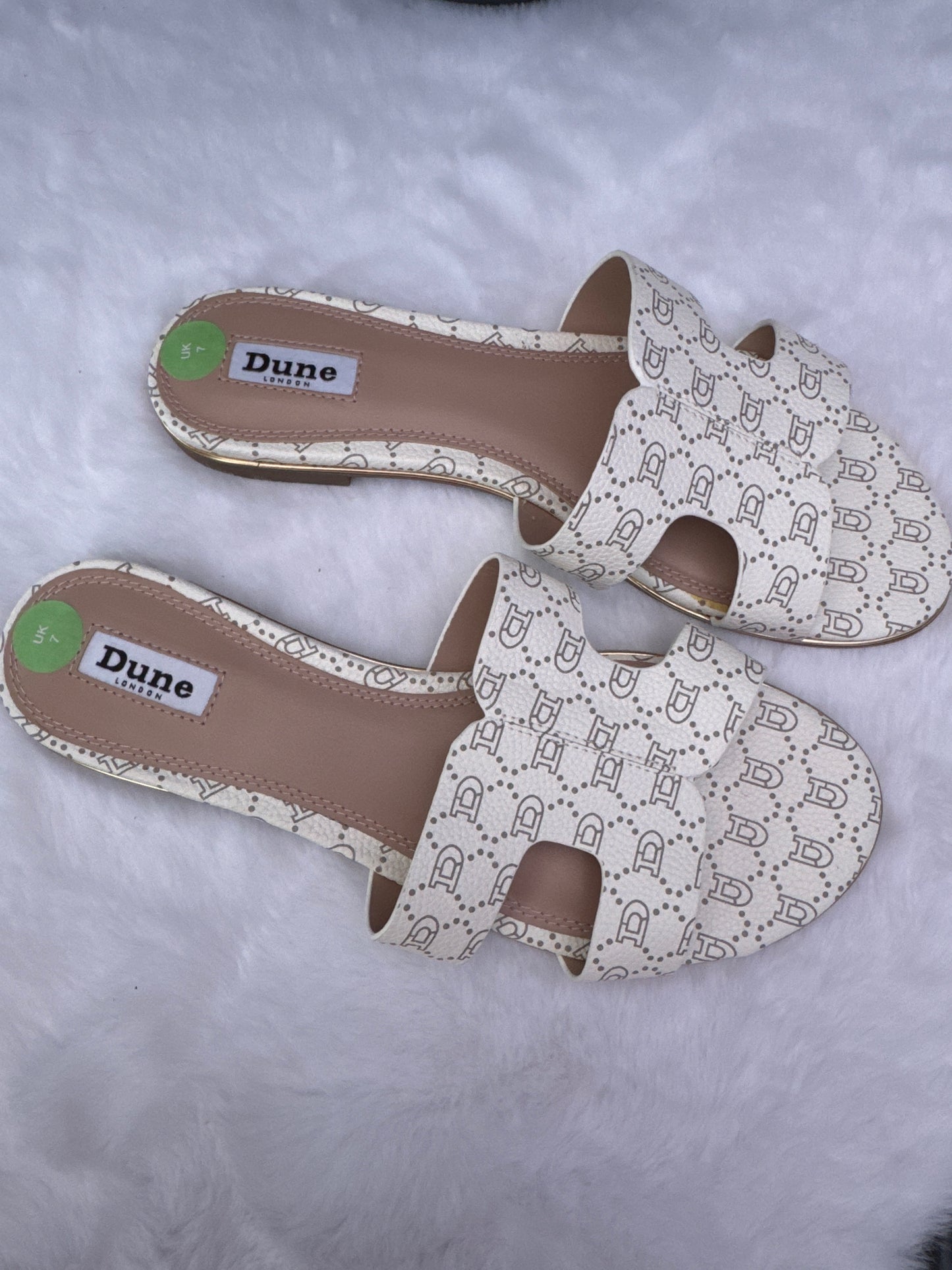 DUNE Flat Sandal