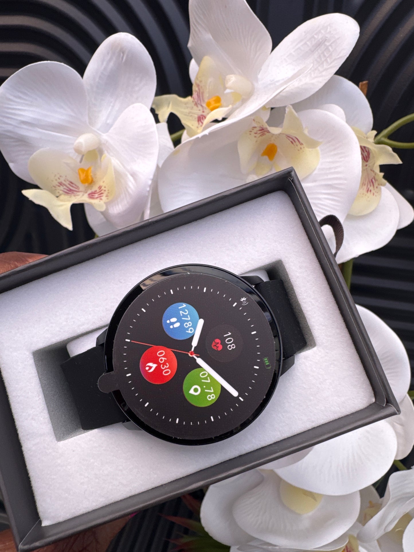 Unisex Black Smart Watch