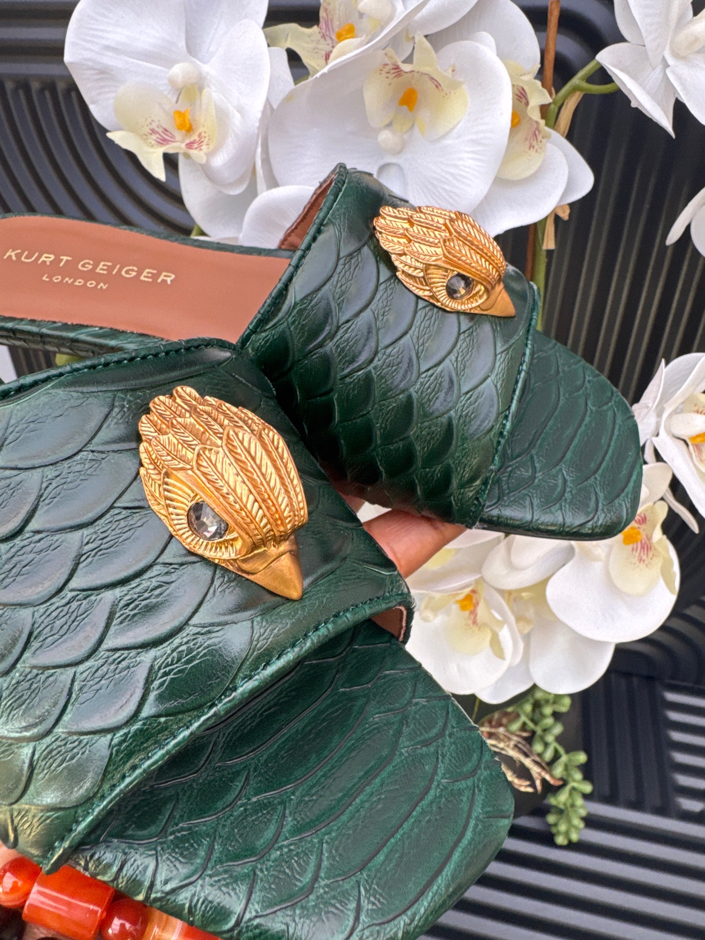 KG Flat Sandal in Dark Green