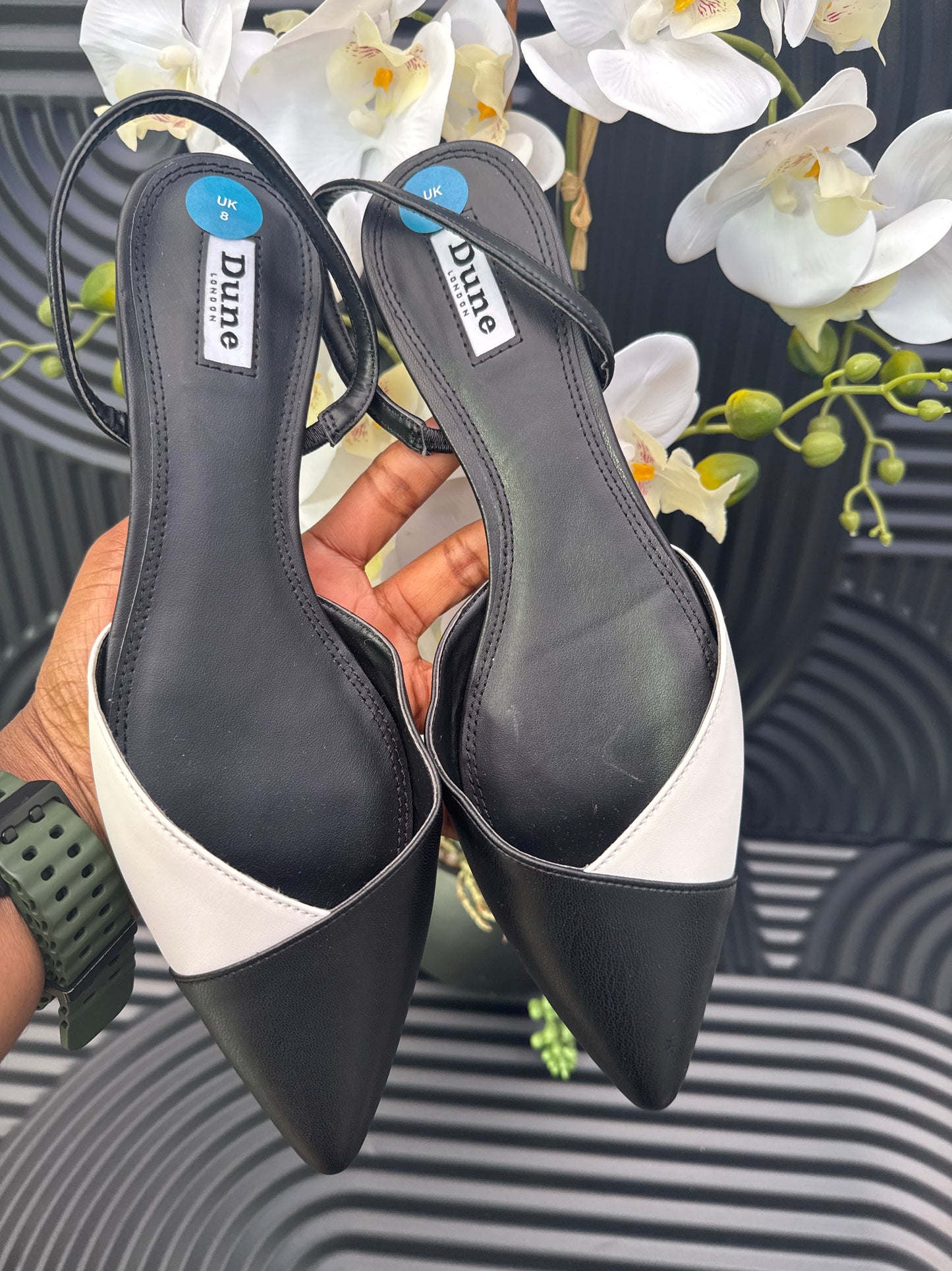 Colour Block pointed flat shoes