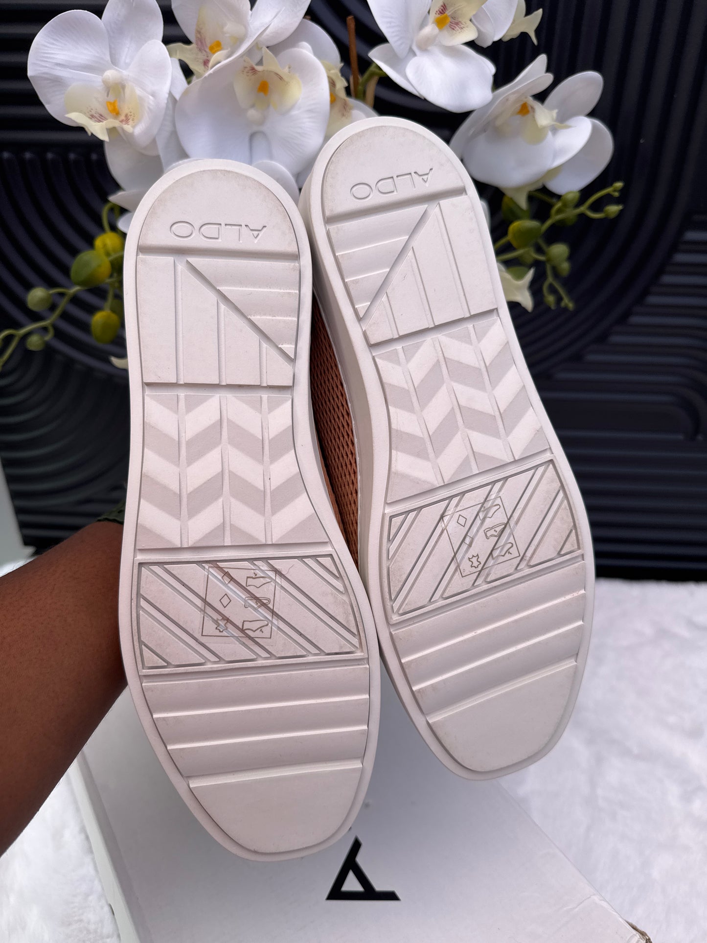 Velcro strap Sneakers
