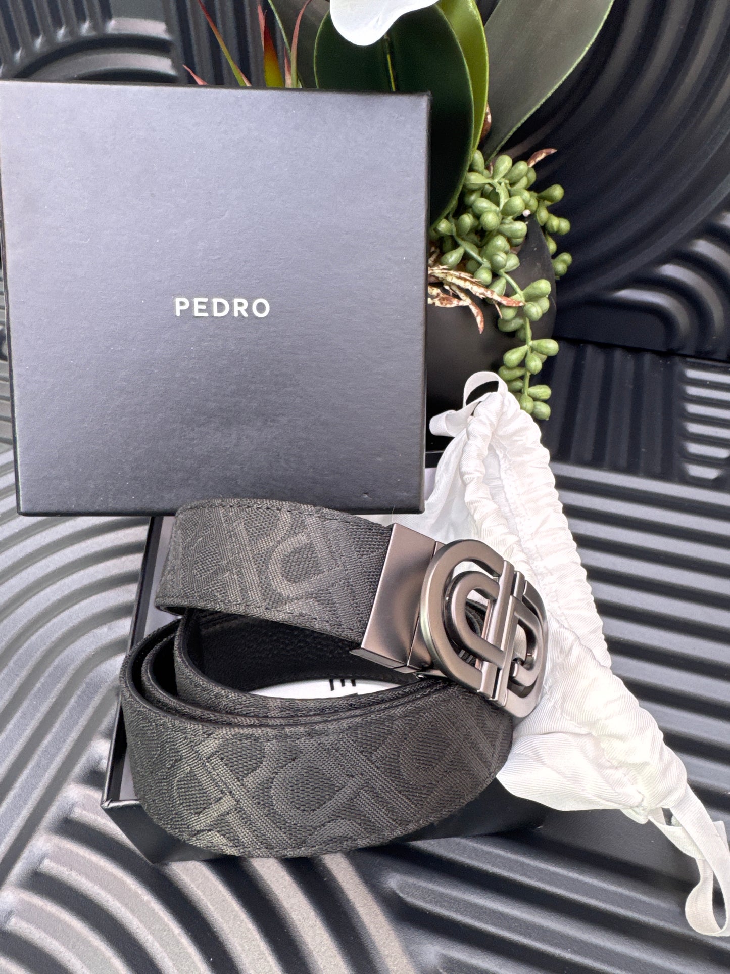 Icon Leather Reversible Tang Belt - Black