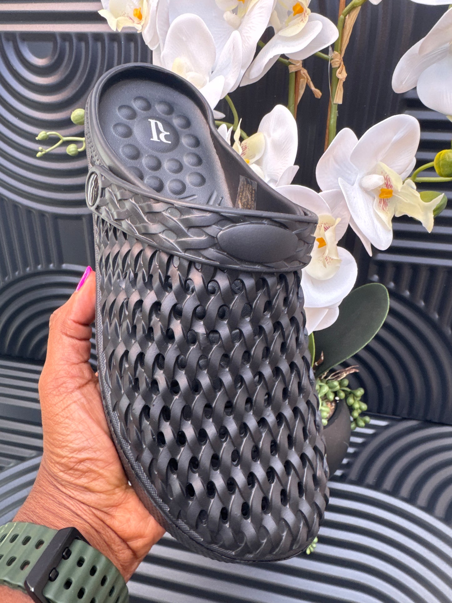 River Island Unisex slip on crocs