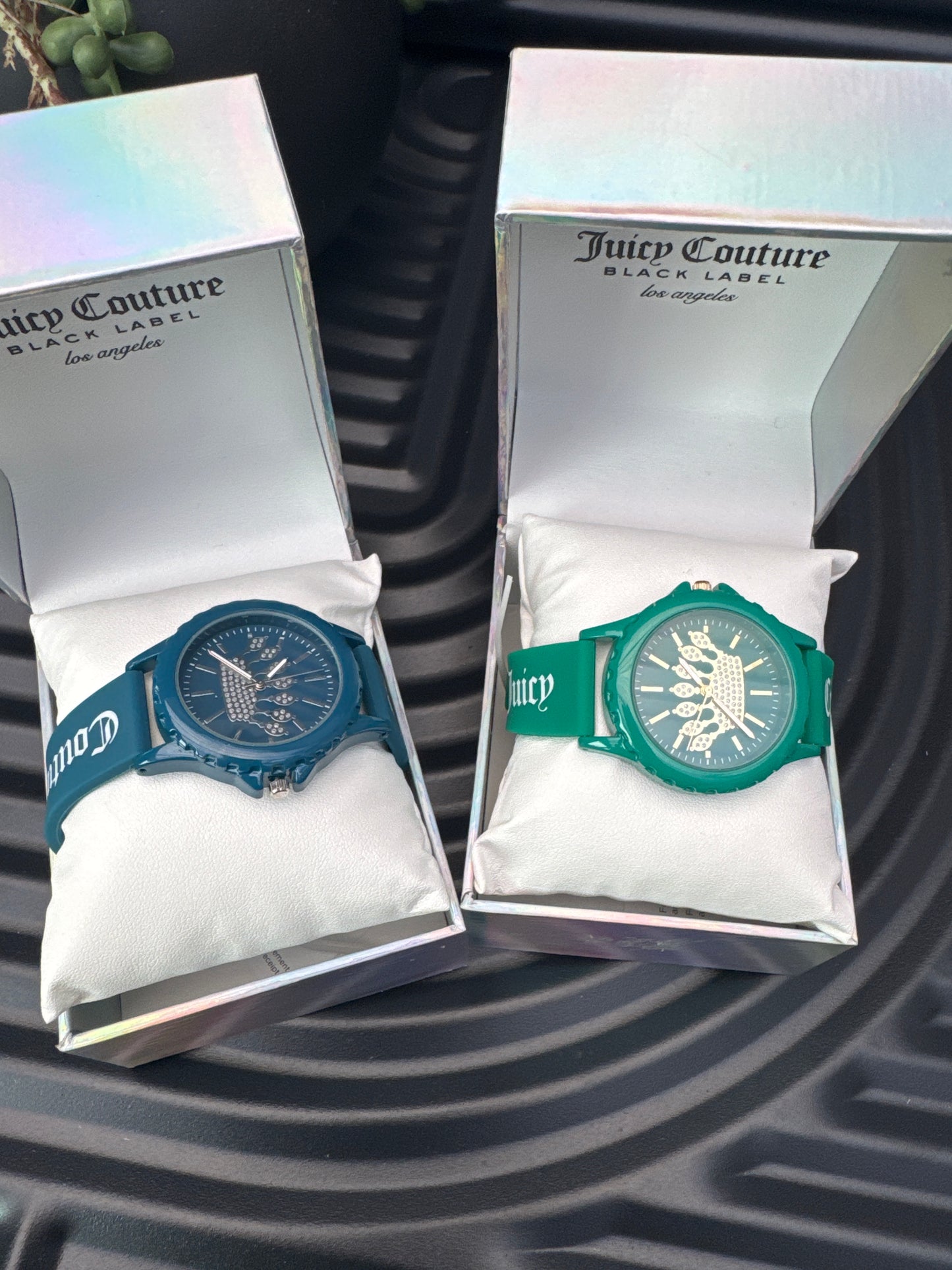 Analog Quartz Watch