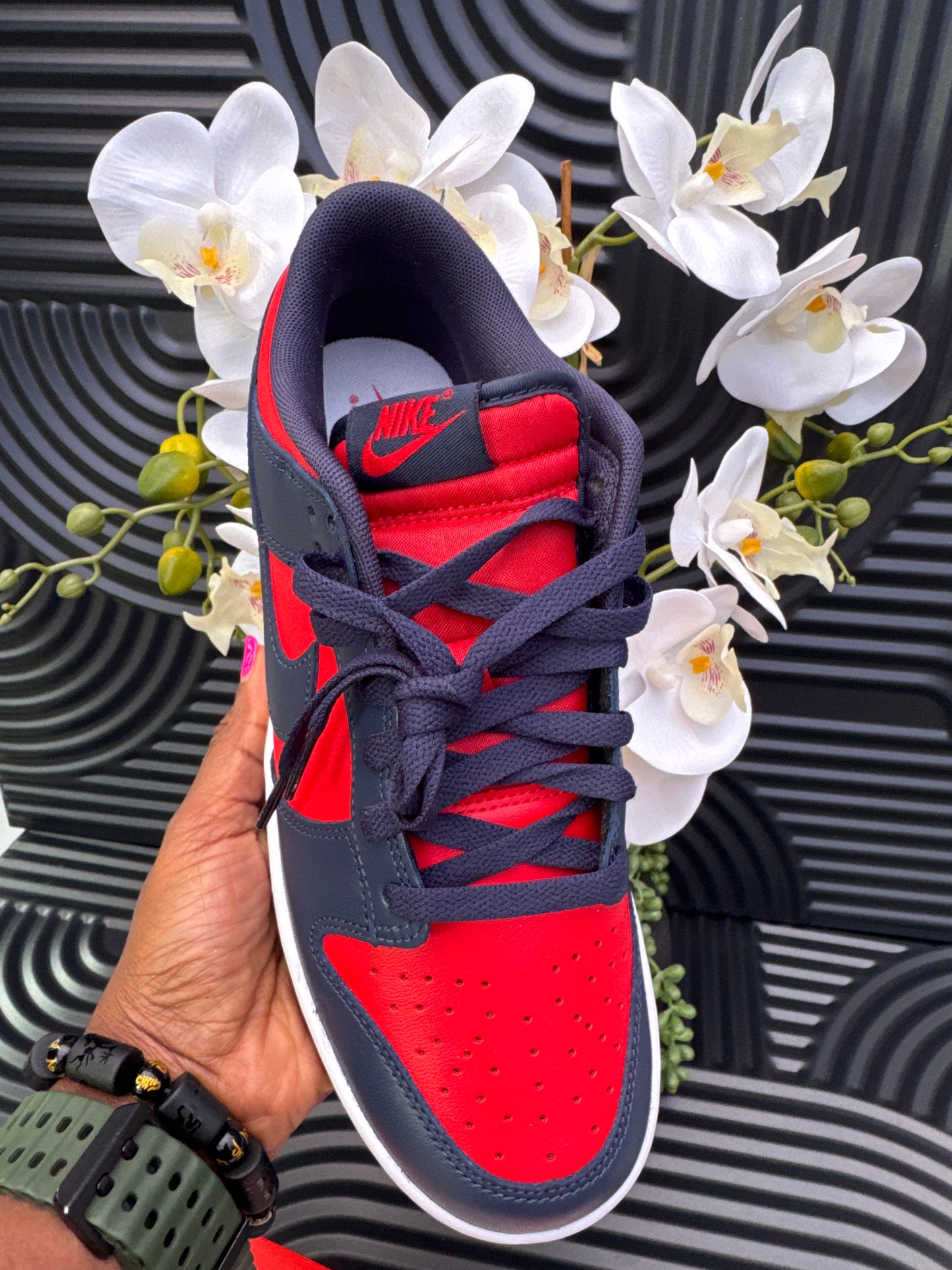 NIKE Sneakers in Red and Blue