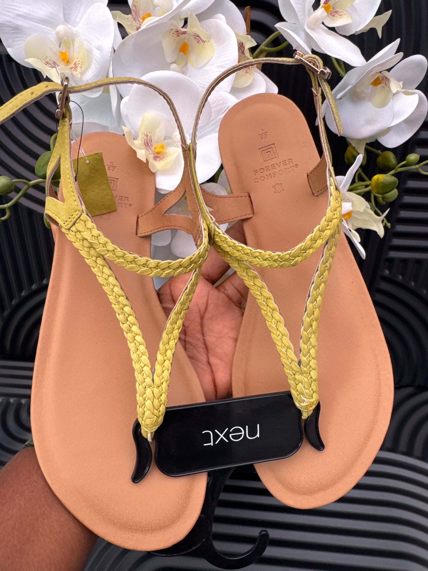 Leather Plait Toe Post Flat Sandals