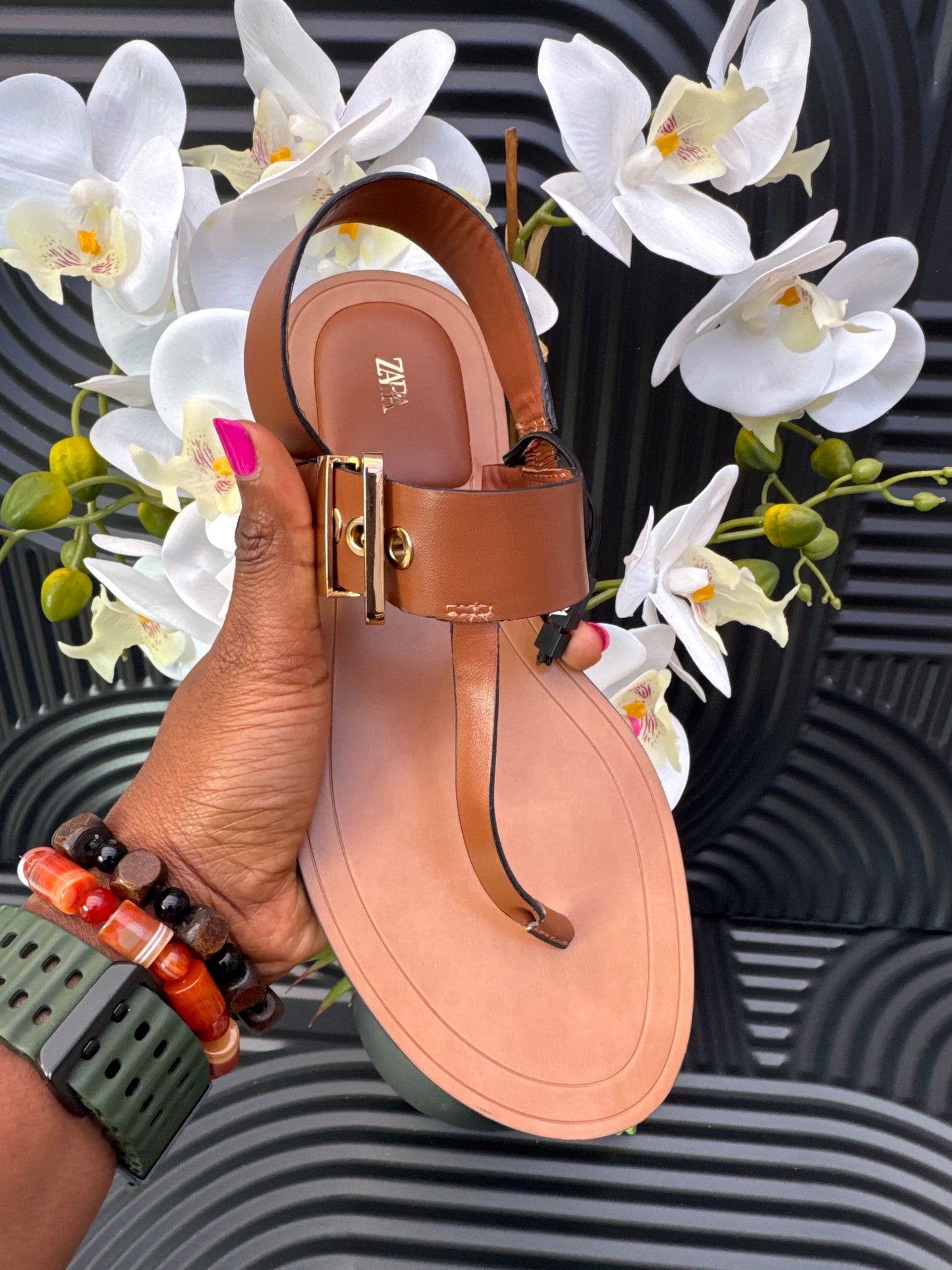 BUCKLED FLAT SANDALS