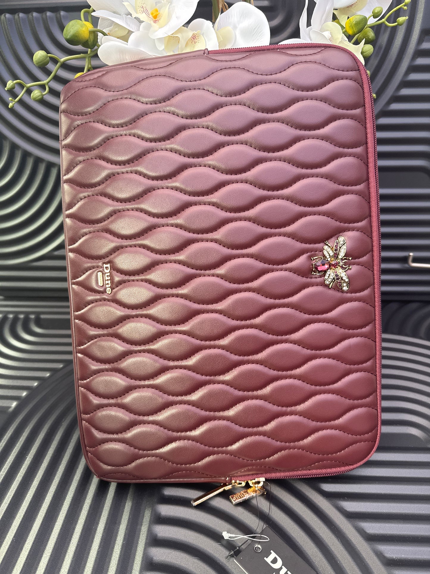 DUNE Quilted Laptop Sleeve